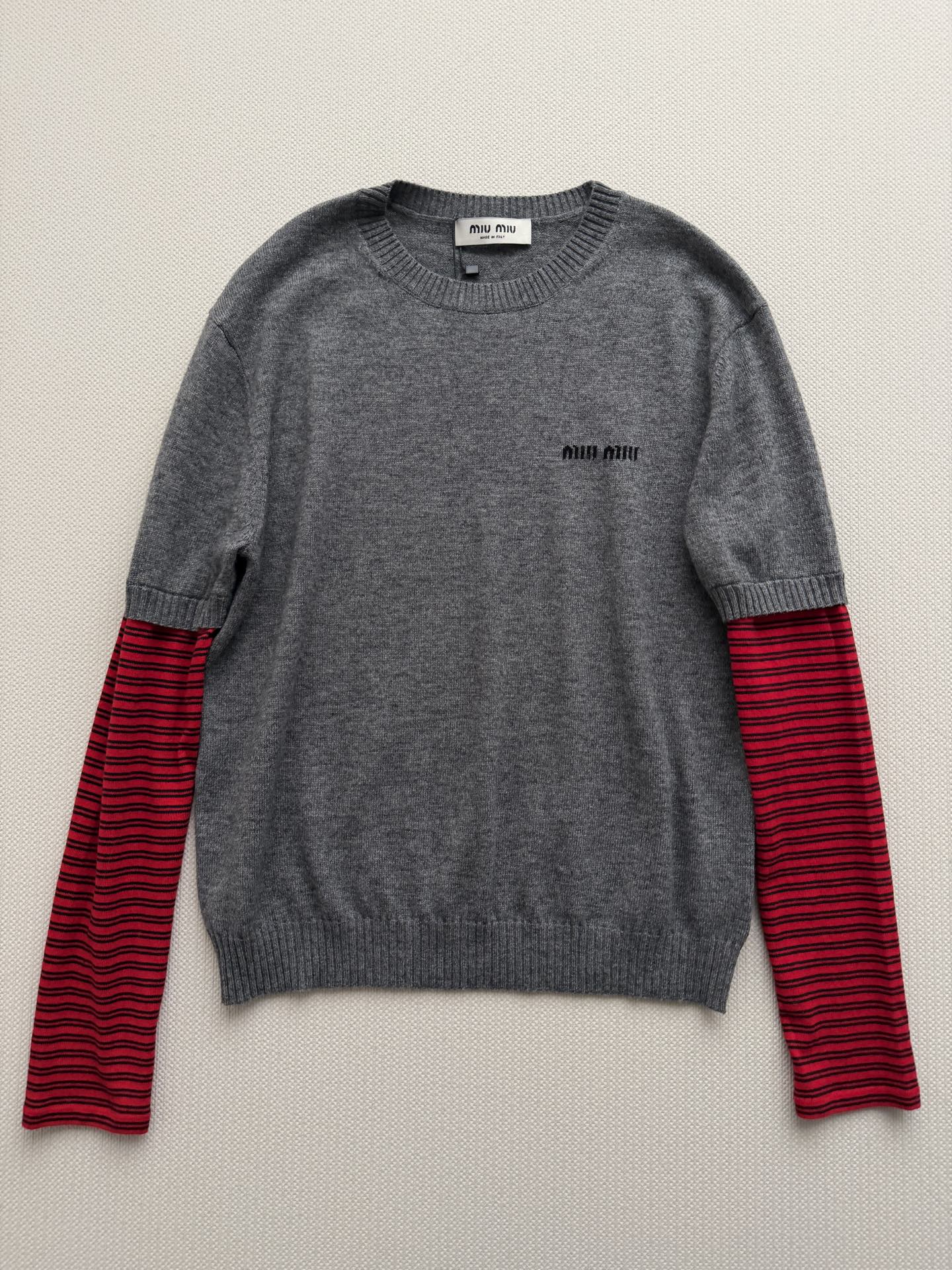 miumi*🆕新款，羊毛针织🧶假两件拼袖设计💕ＳＭＬ.