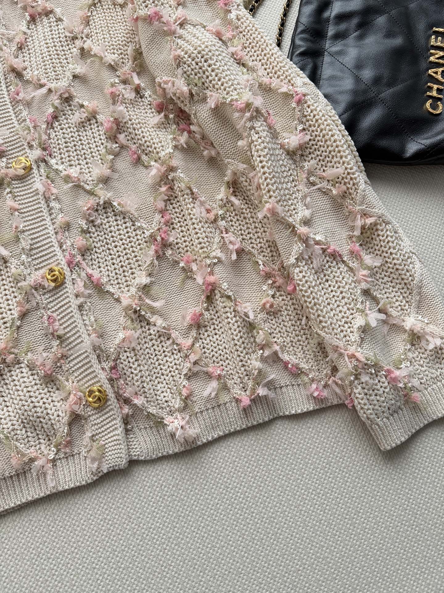 Chane*🆕新款，中古系列毛衣开衫，ＳＭＬ.