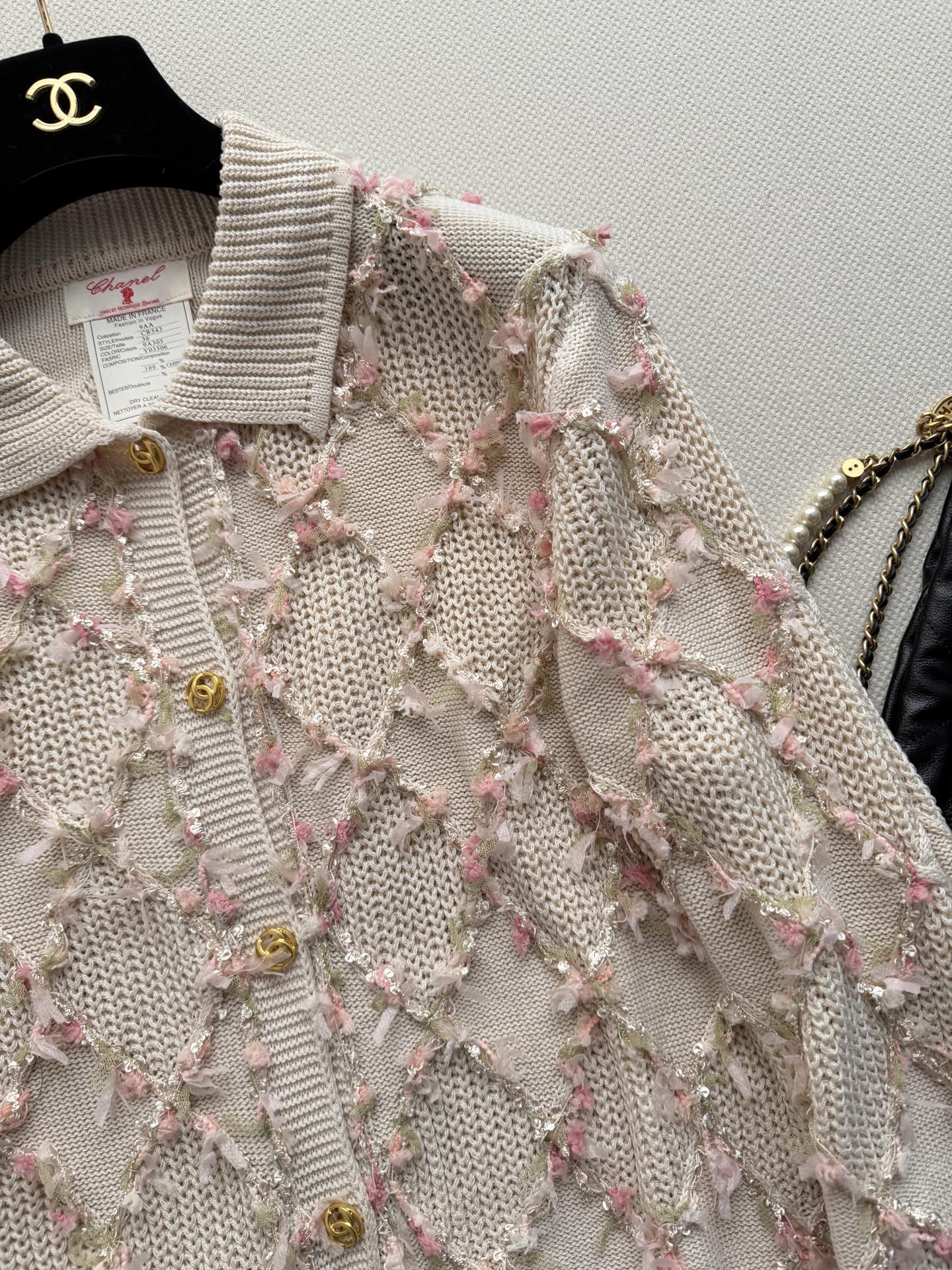 Chane*🆕新款，中古系列毛衣开衫，ＳＭＬ.
