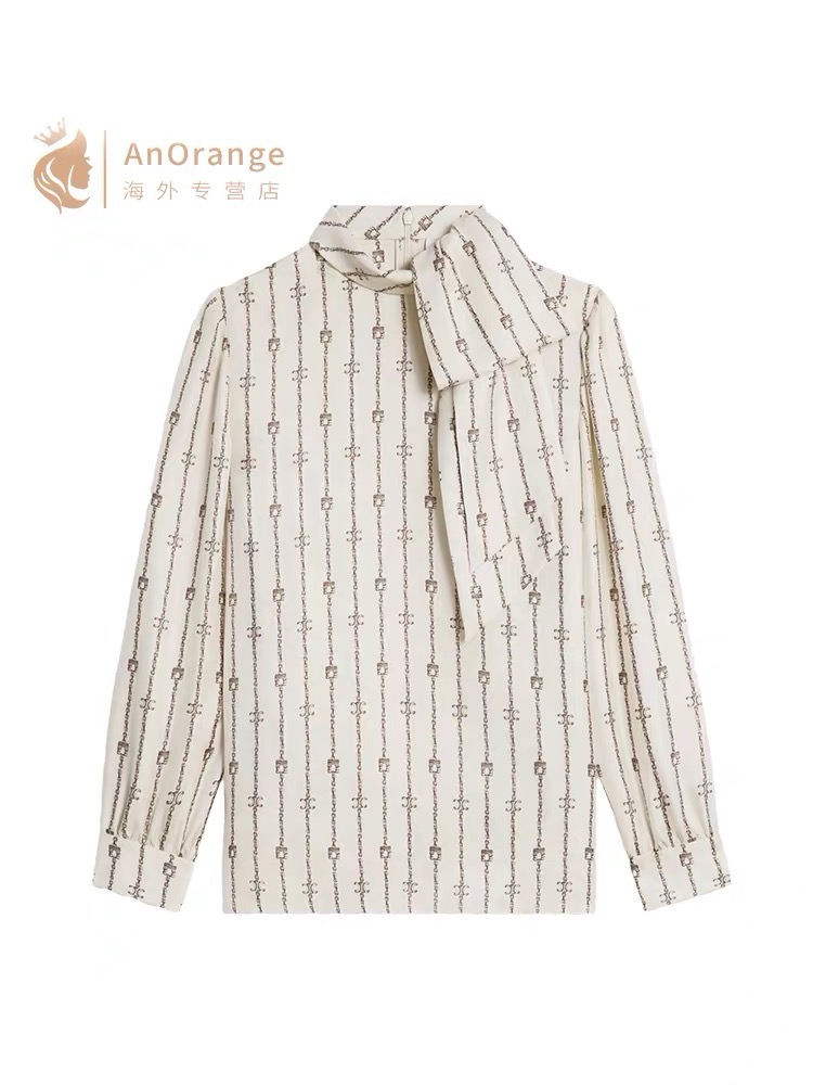 NO:473349,Model number D25082545 Celin* new custom Arc de Triomphe chain printed neckline personalized design loose and fashionable long-sleeved shirt!  (M size shoulder width 37, bust 106, sleeve length 61, clothing length 70) hair, celine, alexander wang19860909款号D25082545 Celin*新款定制凯旋门链条印花领口个性设计宽松时尚长袖衬衣！（M码肩宽37,胸围106,袖长61,衣长70）发,,celine,alexander wang,Women's clothing