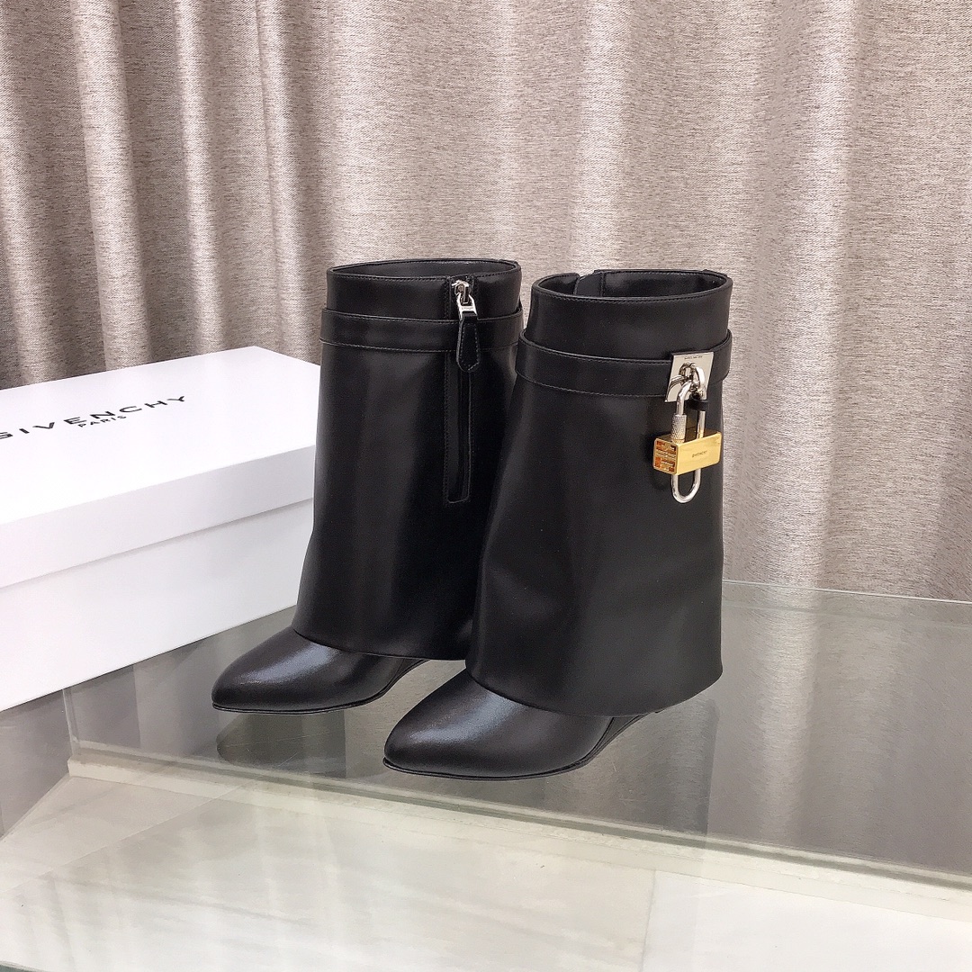 [Givenchy Women