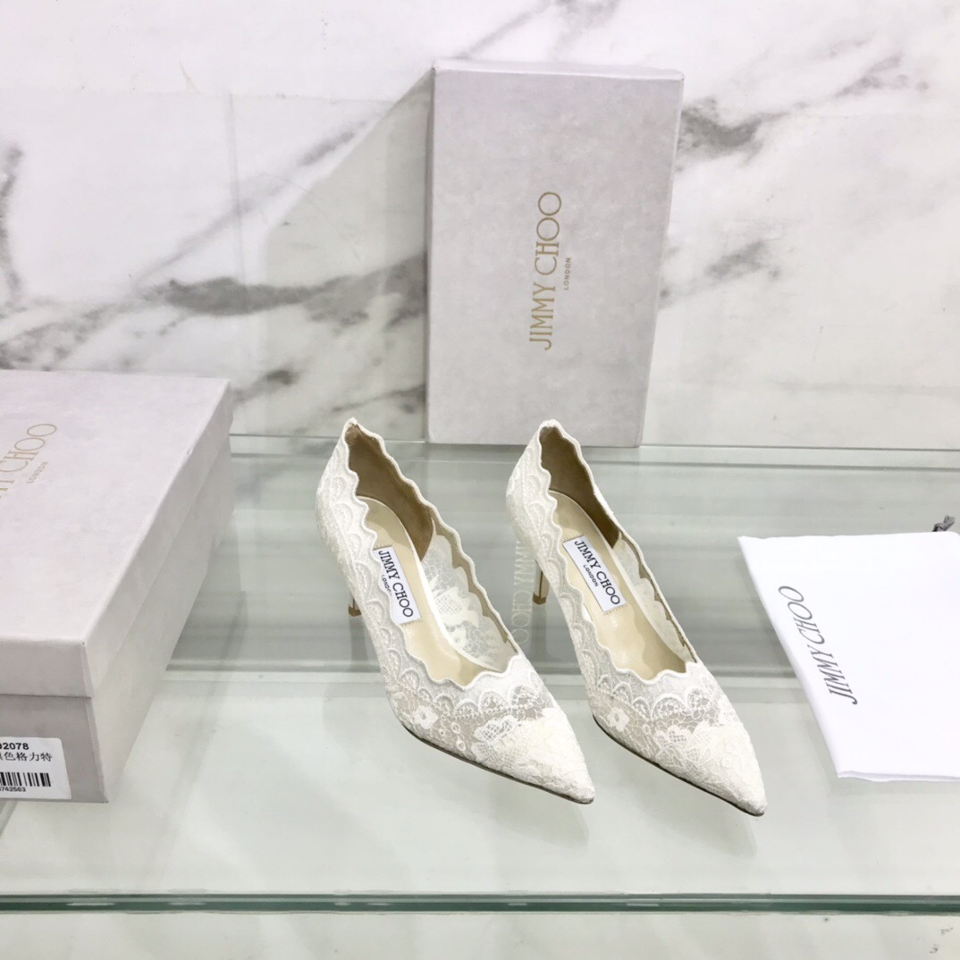 NO:817281,JIMMY CHOO Jimmy Choo counter's new lace high heels. The fabric is made of original custom-made electric embroidered lace mesh, sheepskin lining, Italian imported genuine leather outsole, size 35~39 (34, 40 customized, non-refundable), heel height 6.5cm/8.5cm, slippers, jimmy choo, jimmy choo, high heels, slippers, sheepskin, Leather soles19860909JIMMY CHOO 吉米周专柜新款蕾丝款高跟鞋 面料采用原版定制电绣蕾丝贴网,羊皮内里垫脚,意大利进口真皮大底 码数35～39（34、40定做不退换） 跟高6.5cm/8.5cm,拖鞋,jimmy choo,jimmy choo,high heels,slippers,sheepskin,Leather soles,Women's Shoes