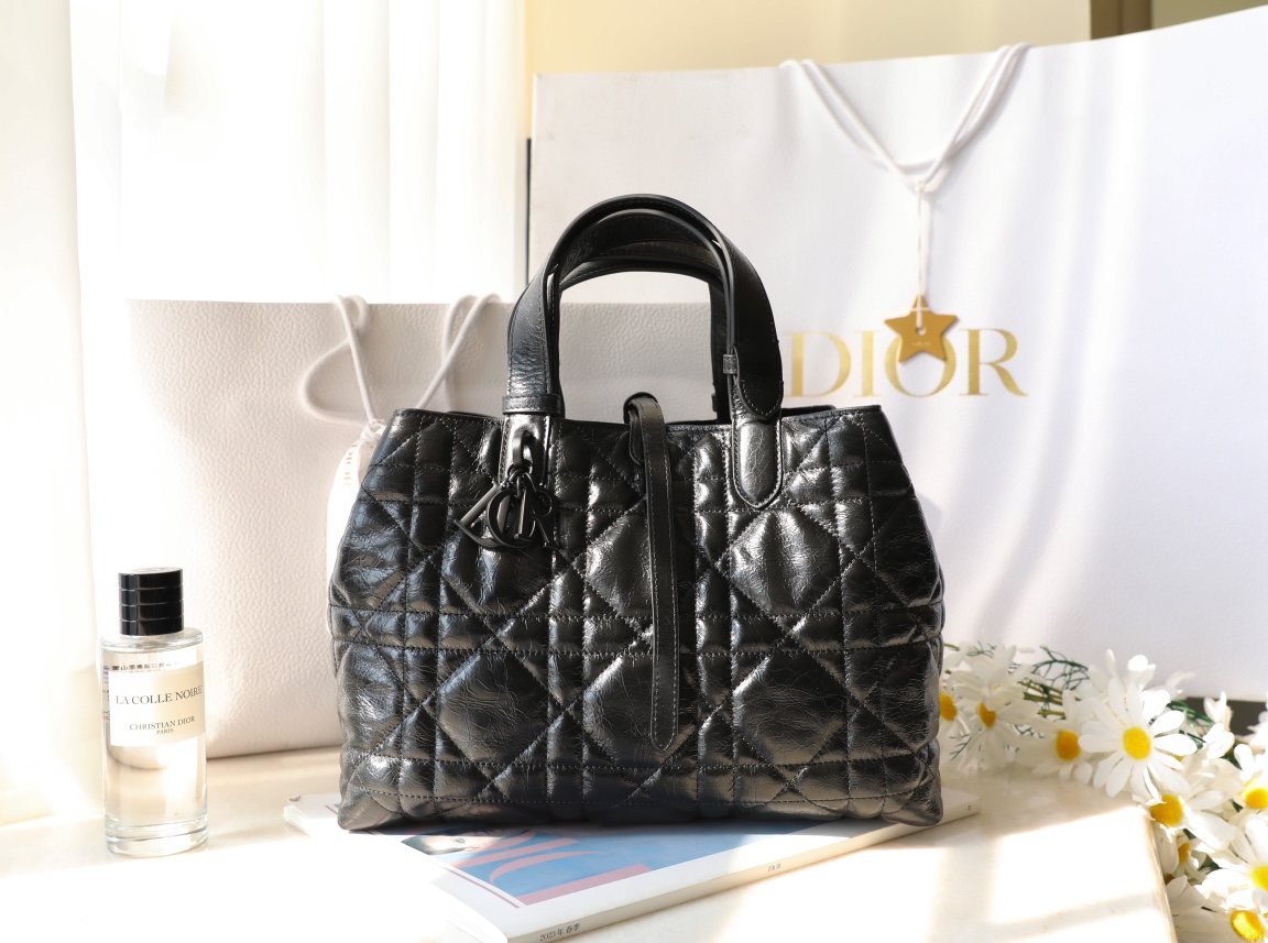 Dior Handbags Tote Bags Black Cowhide Spring/Summer Collection Casual