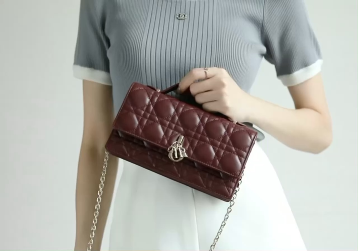 【Video】 ✦ Vino tinto perla woc ✦