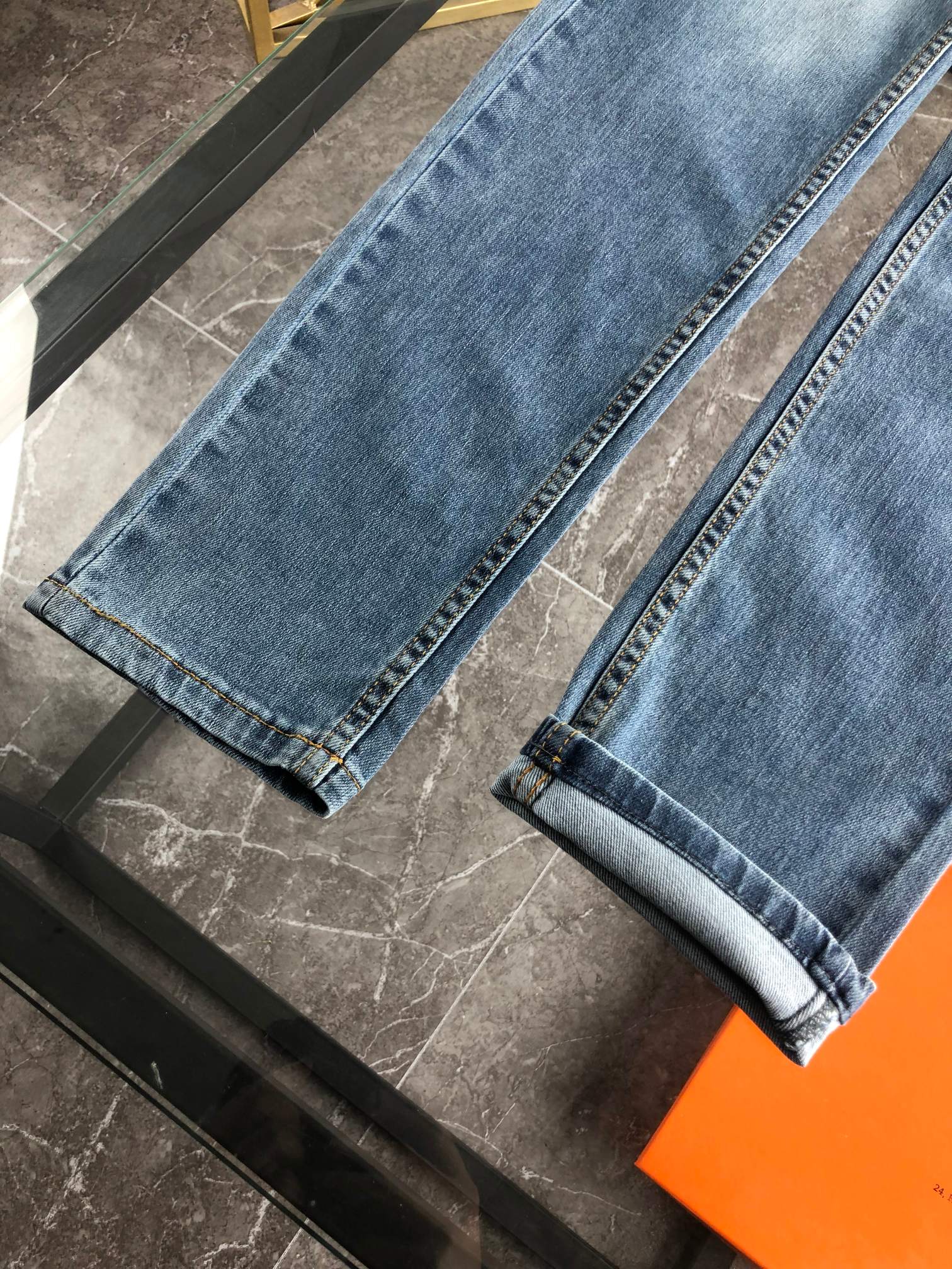 BOSS春夏新品专柜有售实体店极品牛仔裤专柜原版1:1好货适合各个年龄段市场最高版本的欧洲进口面料舒适柔