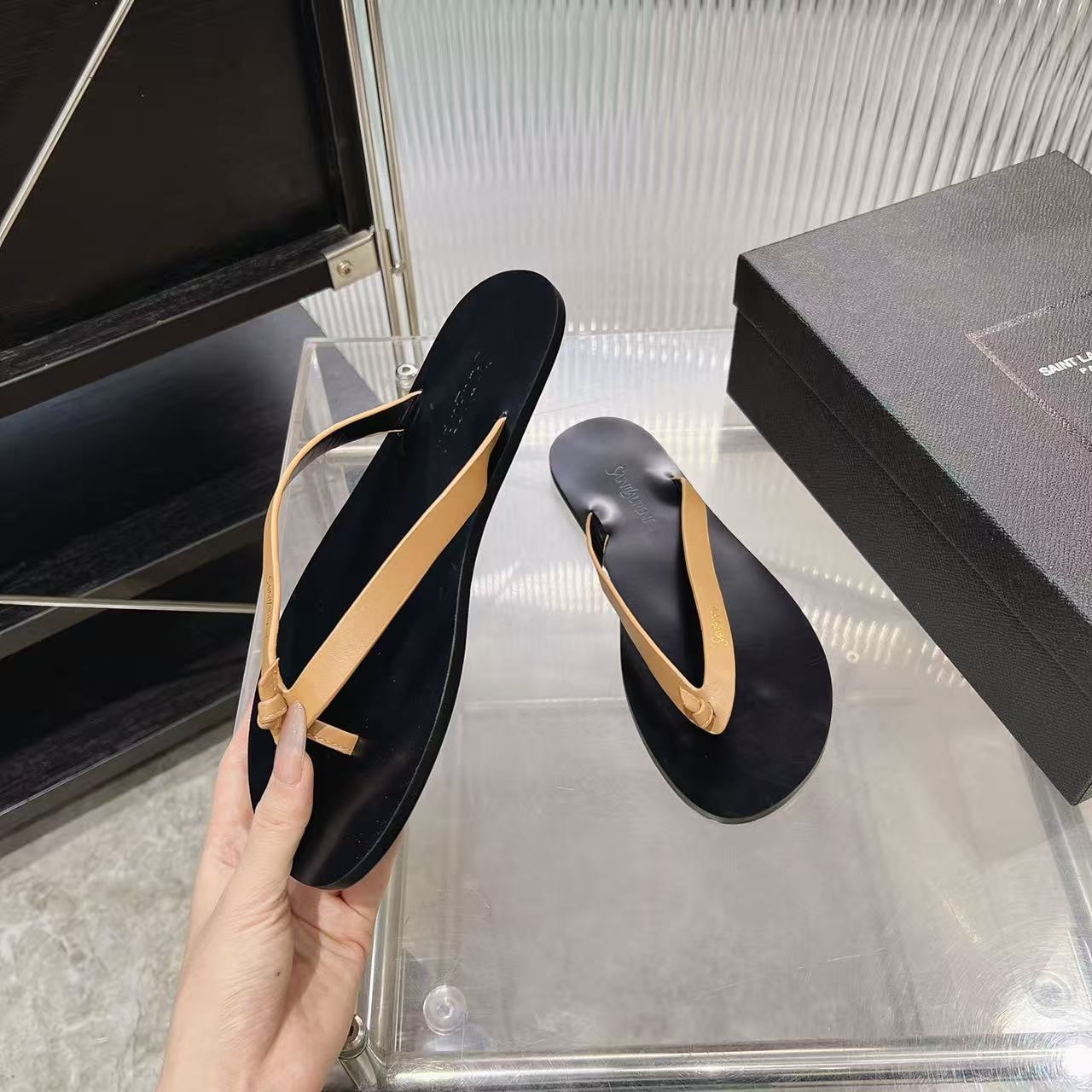 Saint Laurent Classic Luxury Leather Shoe Loafer Shoes Ref 4