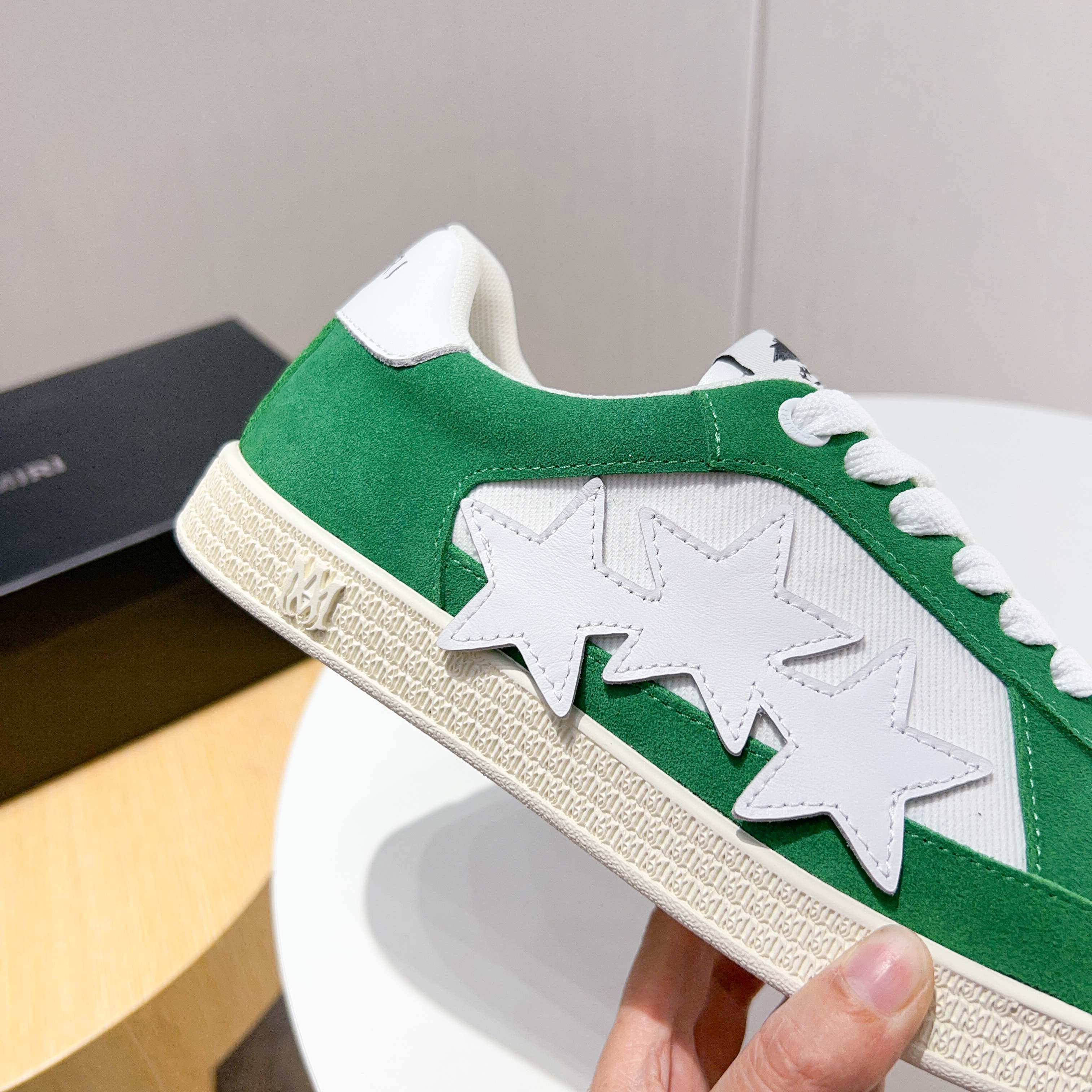 Amiri Low-Top Casual Sneakers with Suede and Star Accents, Size 39-45 5 a1742394360418 7630