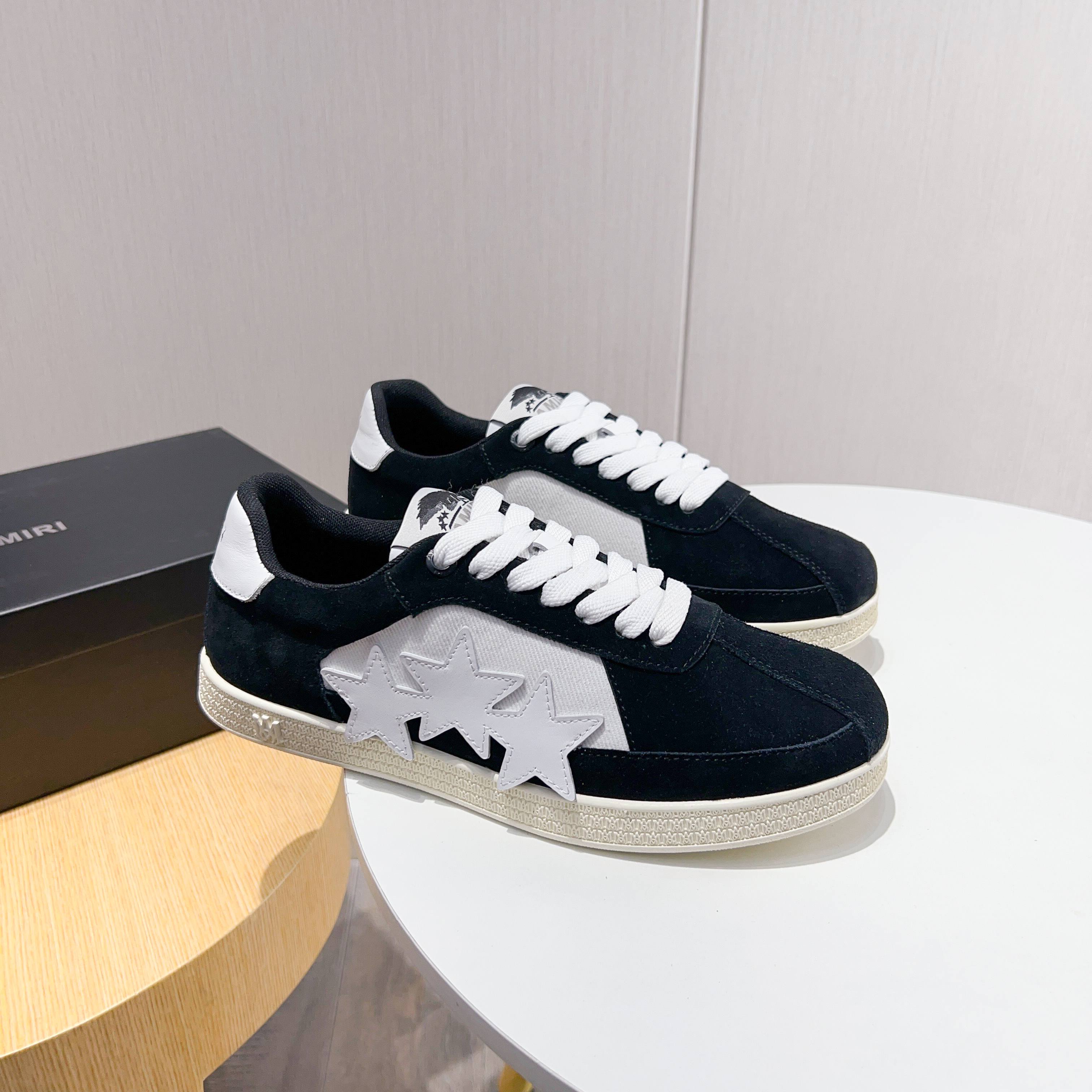 Amiri Low-Top Casual Sneakers in Premium Suede & Leather Star Design 3 a1742394380022 3886