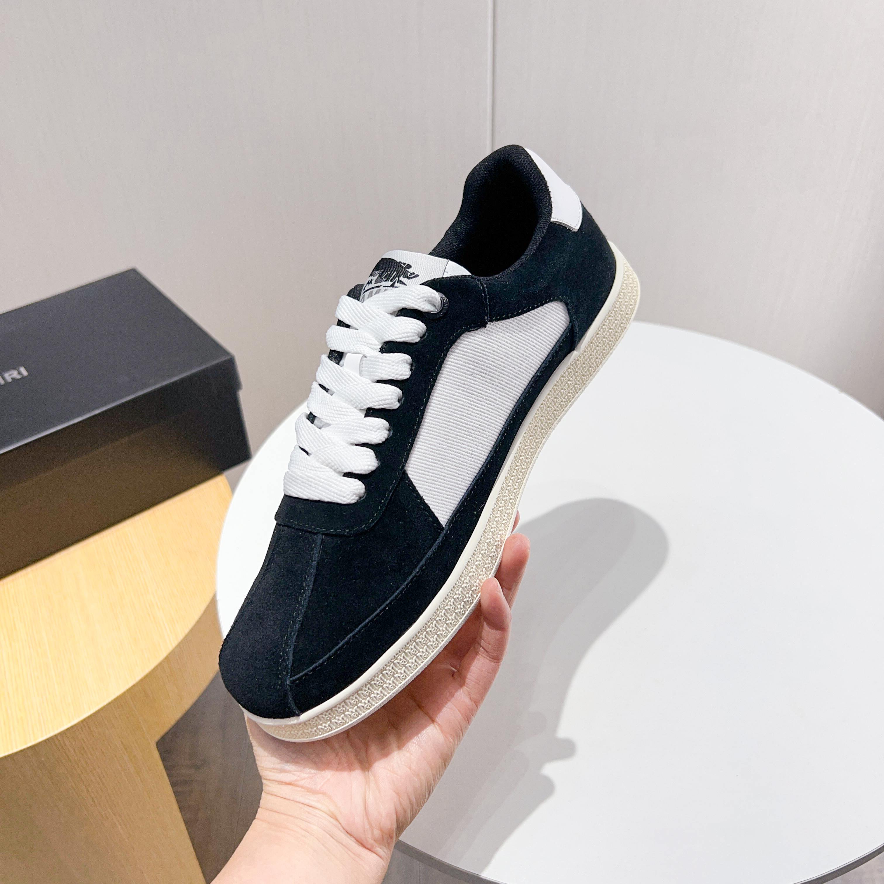 Amiri Low-Top Casual Sneakers in Premium Suede & Leather Star Design 8 a1742394387726 0362