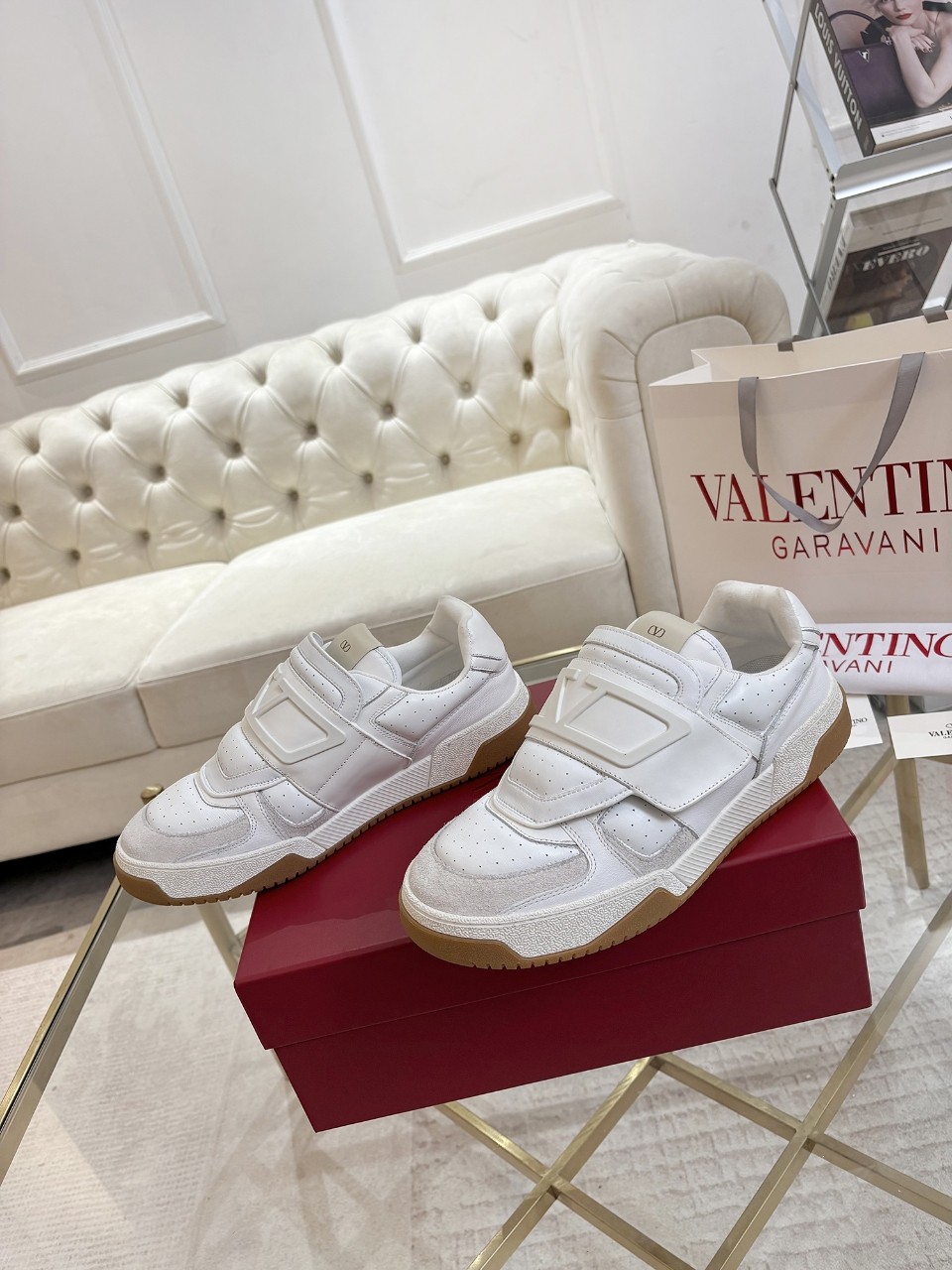 Valentino Leisure Shoes: Top Edition, Original 1:1 Development, Premium Materials, Various Sizes. - 图片 3