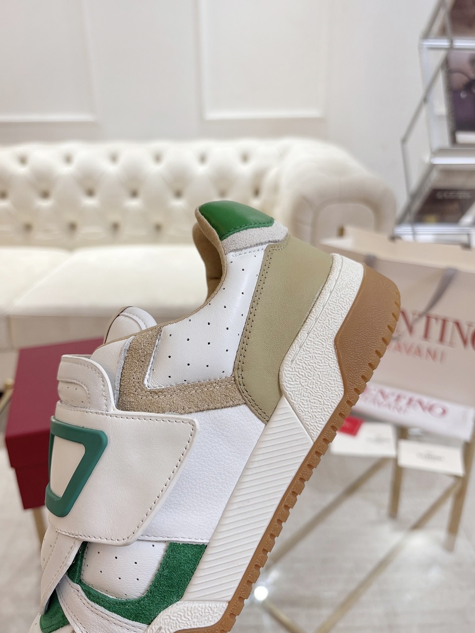 Valentino Leisure Shoes: Top Edition, Original 1:1 Development with Premium Materials. - 图片 8