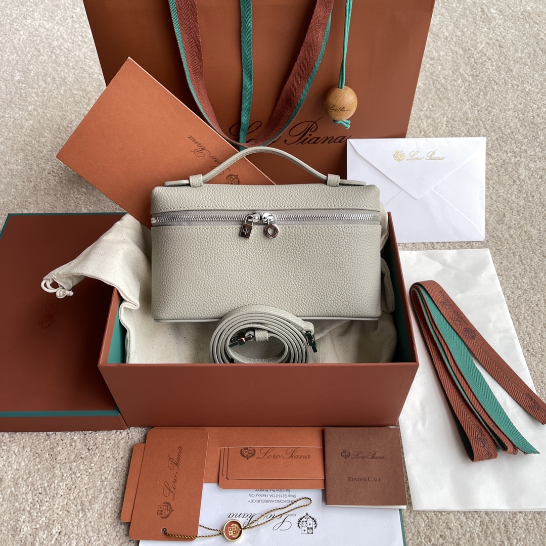 NO:198495,～～(not equipped with packaging) ～L# lunch box bag Imported inside and outside original leather #pure steel pair hardware Calf leather/item number: FAI 8393 Color combination picture, LP, loro piana, cowhide19860909～～(不配包装) ～L#饭盒包 内外进口原厂皮#纯钢对版五金 小牛皮/货号:FAI 8393 颜色组合图,LP,loro piana,cowhide,Bag