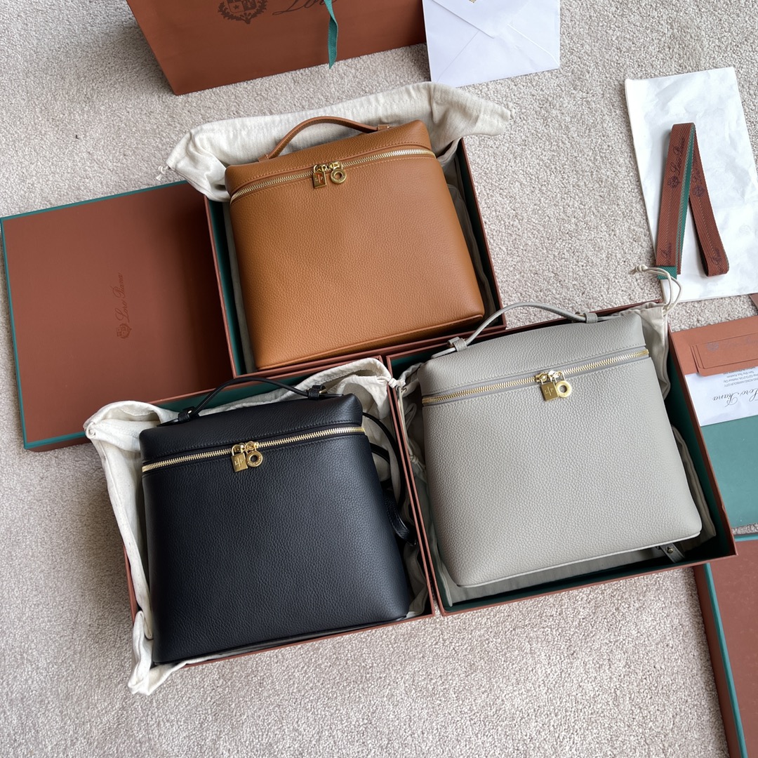 NO:197957,~(not equipped with packaging) Extra Pocket L backpack ~ Imported original leather inside and outside #Pair of pure steel hardware Calf leather/item number: FAM 4041 Color combination picture Combination picture, LP, loro piana, cowhide19860909～(不配包装) Extra Pocket L双肩包～ 内外进口原厂皮#对版纯钢五金 小牛皮/货号:FAM 4041 颜色组合图 组合图,LP,loro piana,cowhide,Bag