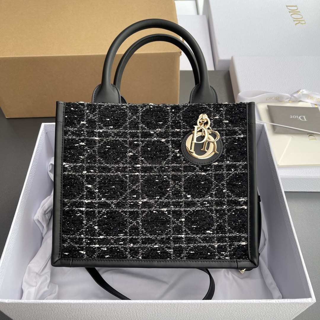 Dior Product _dvNqflsUgKknO1b1somPdNZfdHmv1u1HojY2Vbw