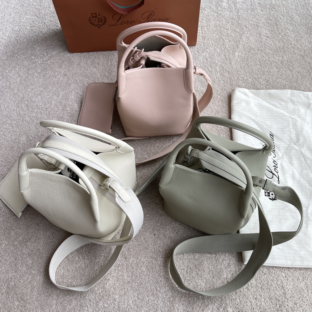 NO:199265,~(Not available for packaging) Extra ocket Bale bucket bag #【imported original leather   pure steel hardware】 Height 21cm*width 17cm*depth 17cmcalf leather/item number: FAI 8964,LP,balenciaga,loro piana,cowhide19860909～(不配包装) Extra ocket Bale中水桶包#【进口原厂皮 纯钢五金】 高度21cm*宽度17cm*深度17cm 小牛皮/货号:FAI 8964,LP,balenciaga,loro piana,cowhide,Bag