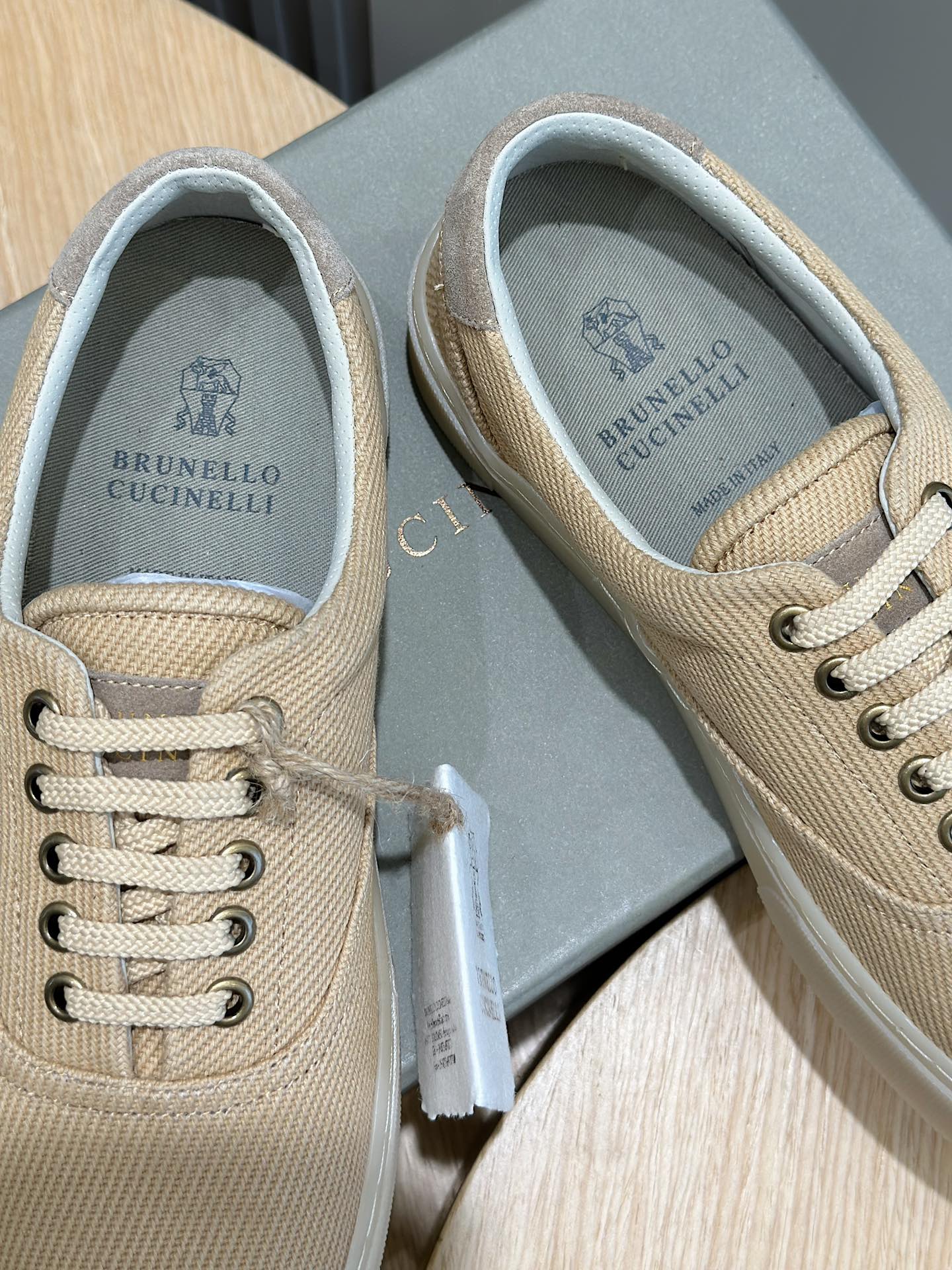 Brunello Cucinelli Nuevos Zapatos Deportivos para Hombre Este zapato deportivo plano está hecho de c
