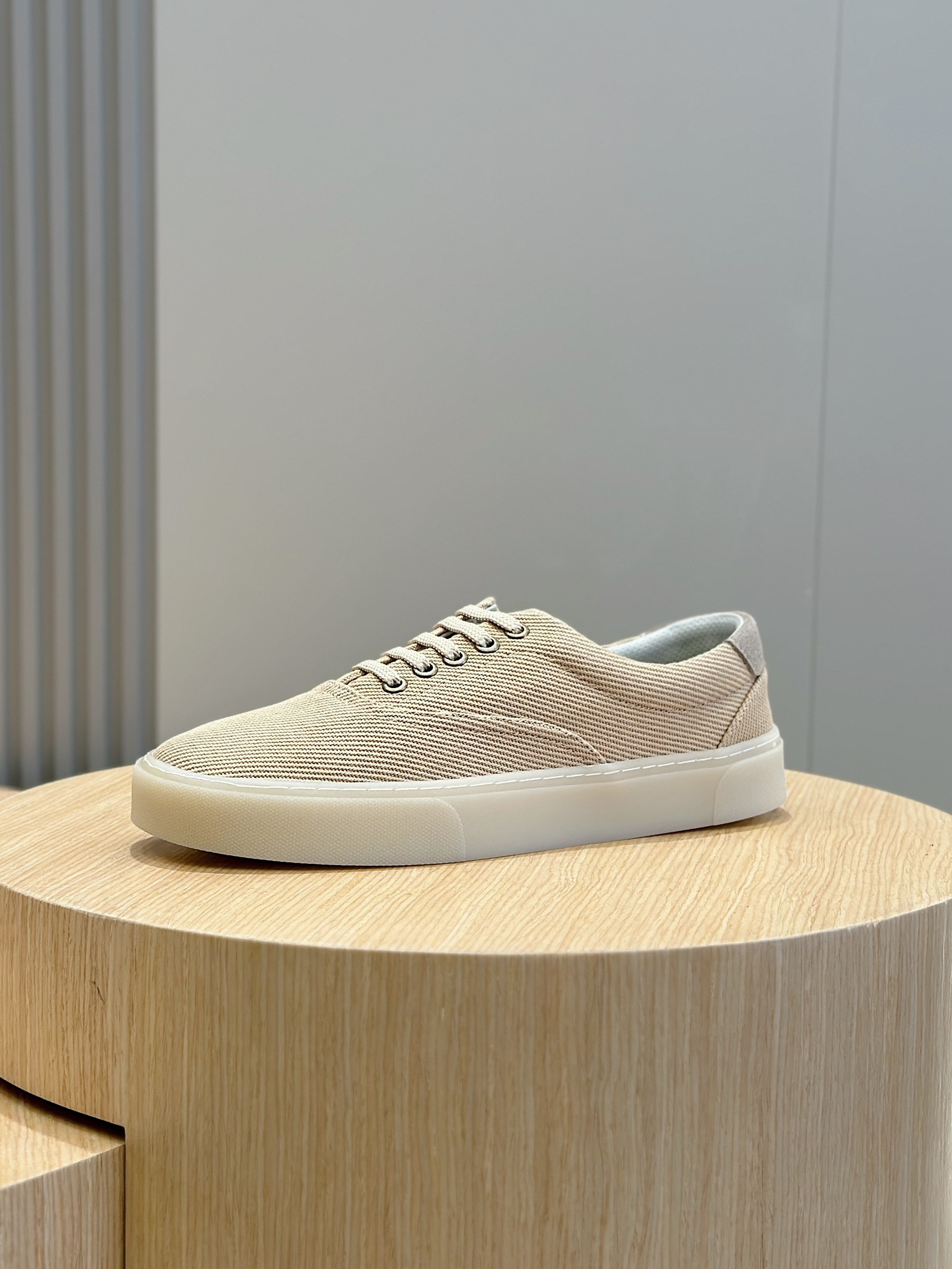 Brunello Cucinelli Nuevos Zapatos Deportivos para Hombre Este zapato deportivo plano está hecho de c