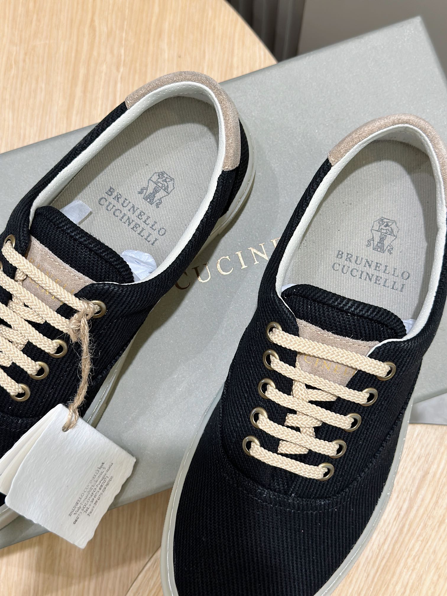 Brunello Cucinelli Nuevos Zapatos Deportivos para Hombre Este zapato deportivo plano está hecho de c