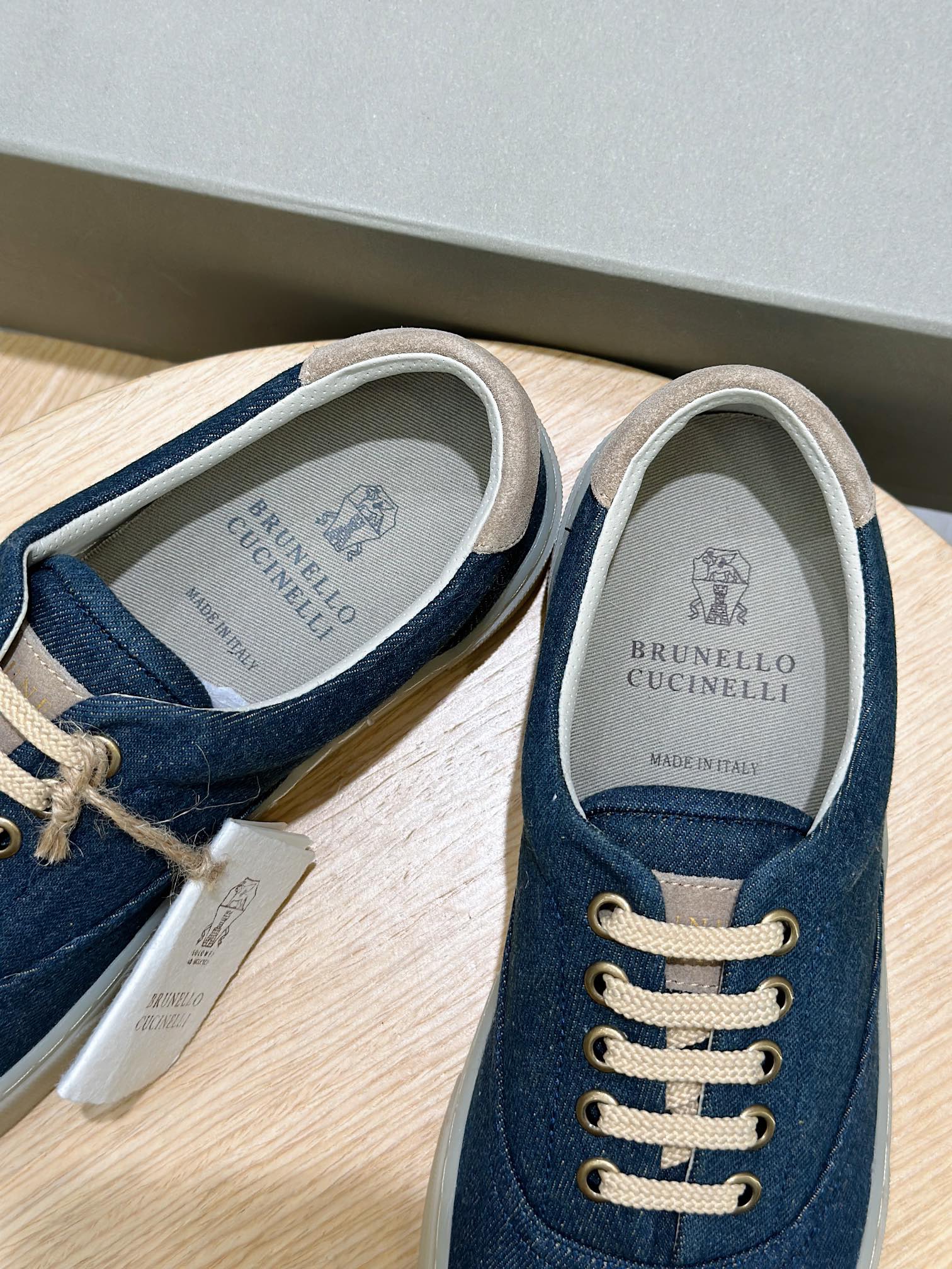 Brunello Cucinelli Nuevos Zapatos Deportivos para Hombre Este zapato deportivo plano está hecho de c
