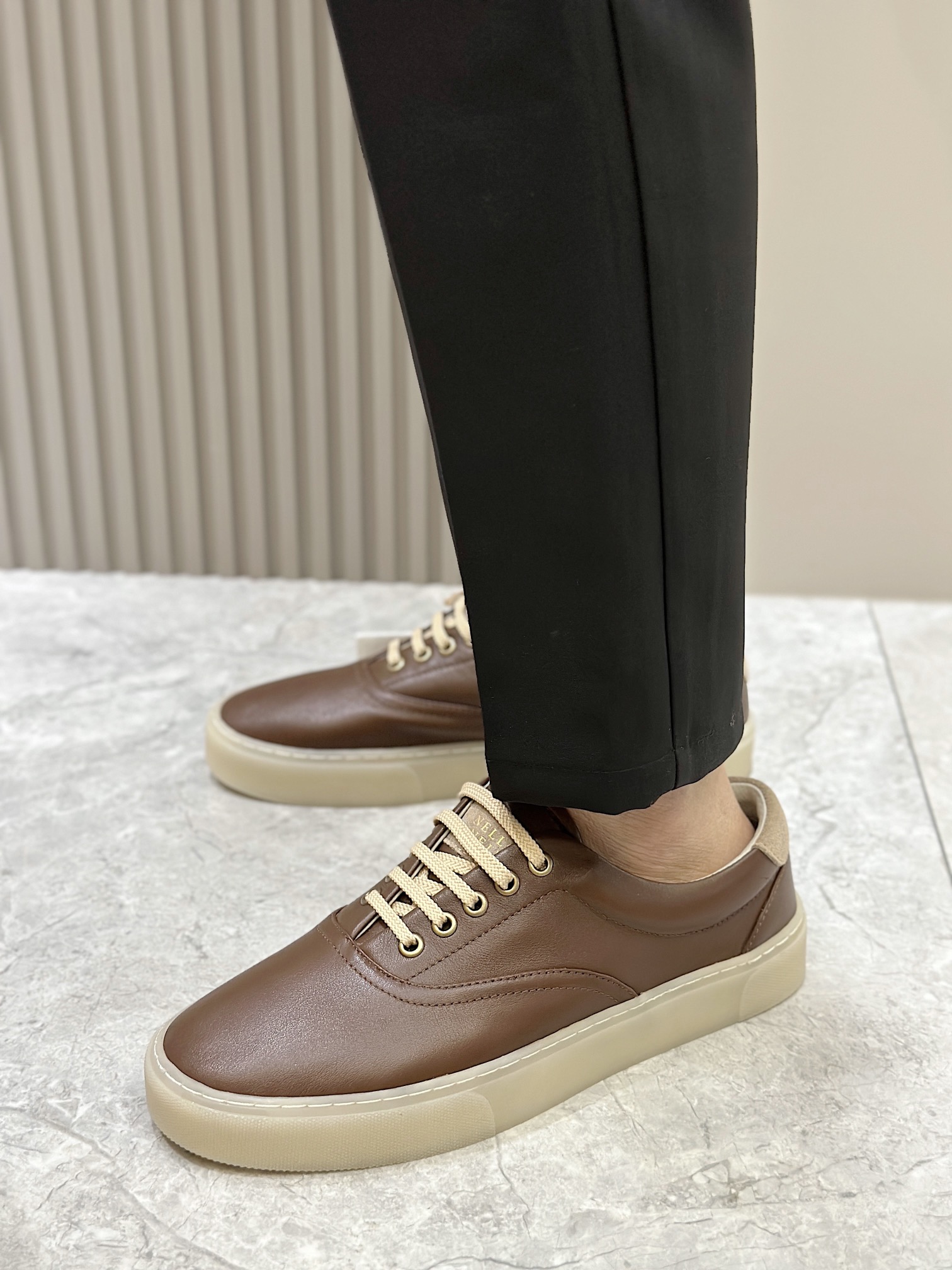 Brunello Cucinelli Nuevos Zapatos Deportivos para Hombre Este zapato deportivo plano está hecho de c
