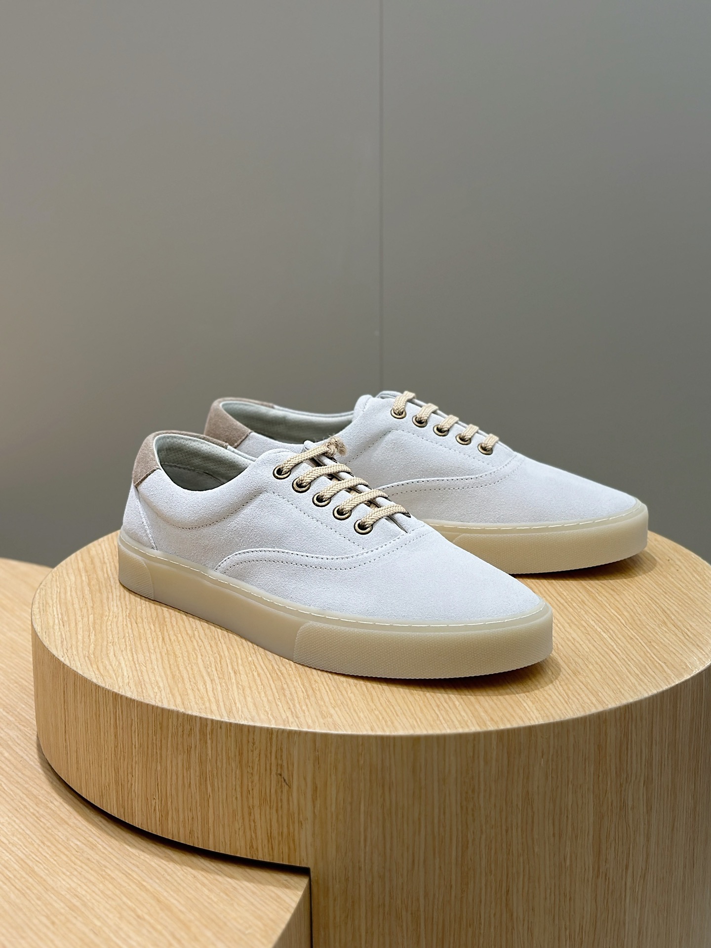 Brunello Cucinelli Nuevos Zapatos Deportivos para Hombre Este zapato deportivo plano está hecho de c