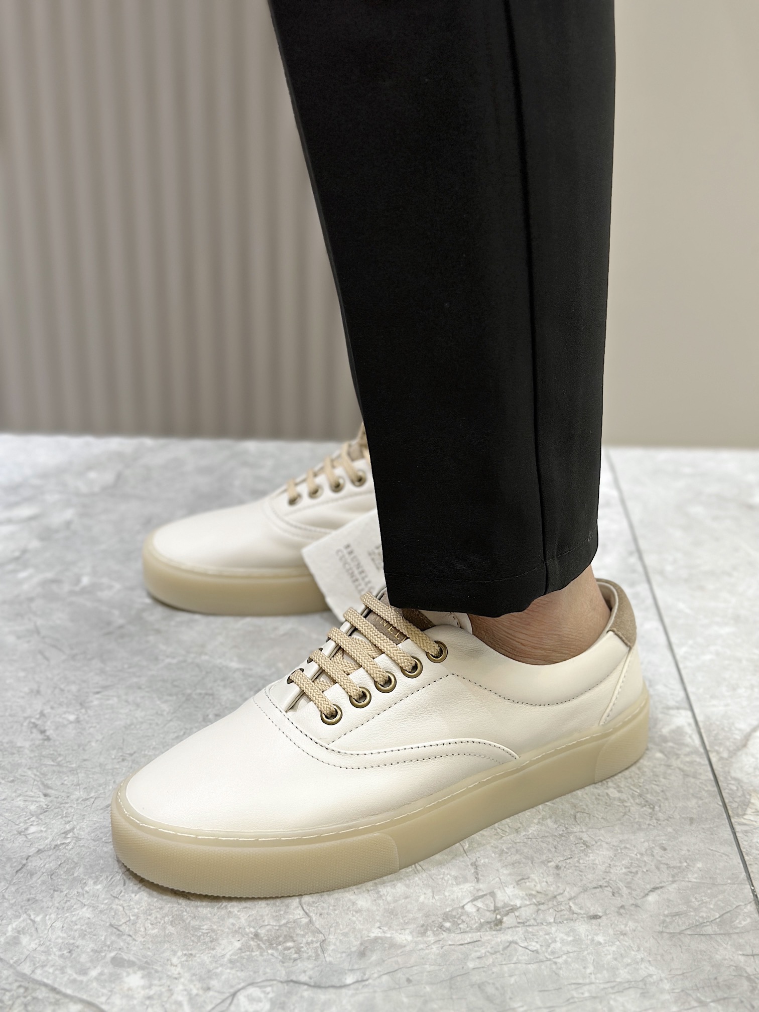 Brunello Cucinelli Nuevos Zapatos Deportivos para Hombre Este zapato deportivo plano está hecho de c