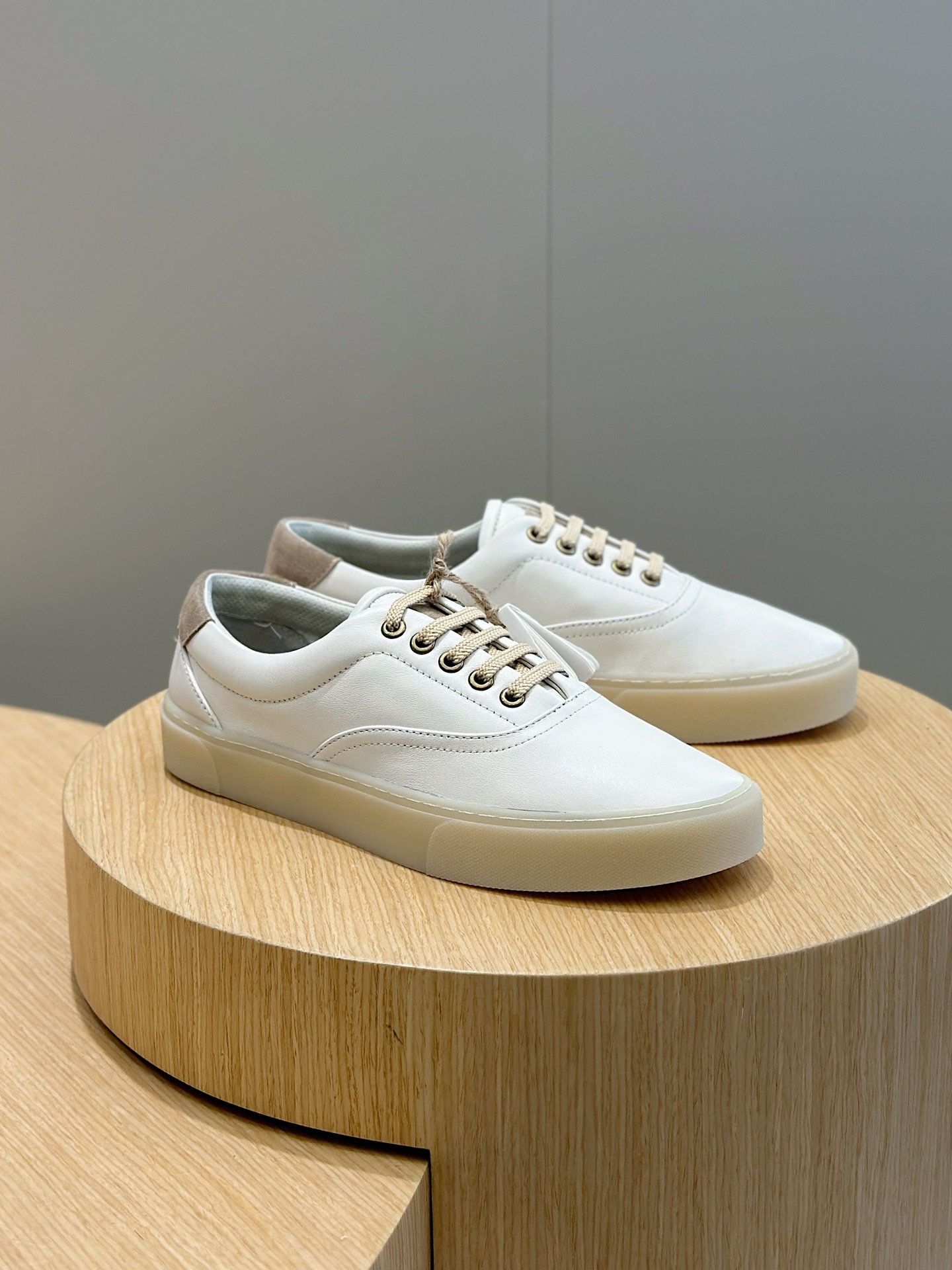 Brunello Cucinelli Nuevos Zapatos Deportivos para Hombre Este zapato deportivo plano está hecho de c