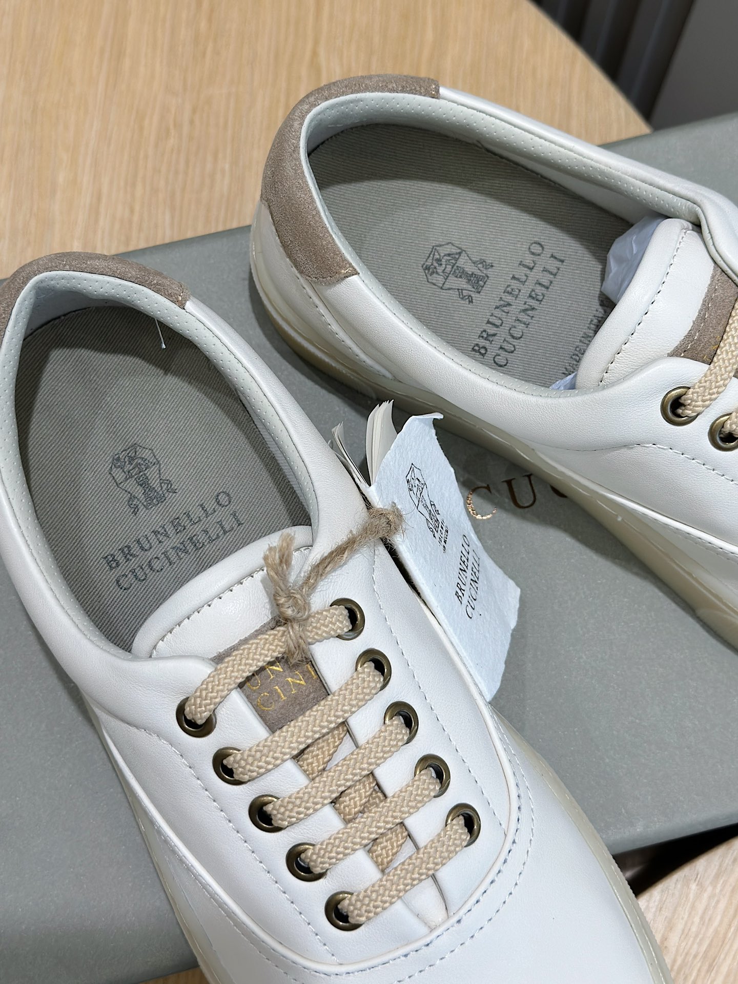 Brunello Cucinelli Nuevos Zapatos Deportivos para Hombre Este zapato deportivo plano está hecho de c