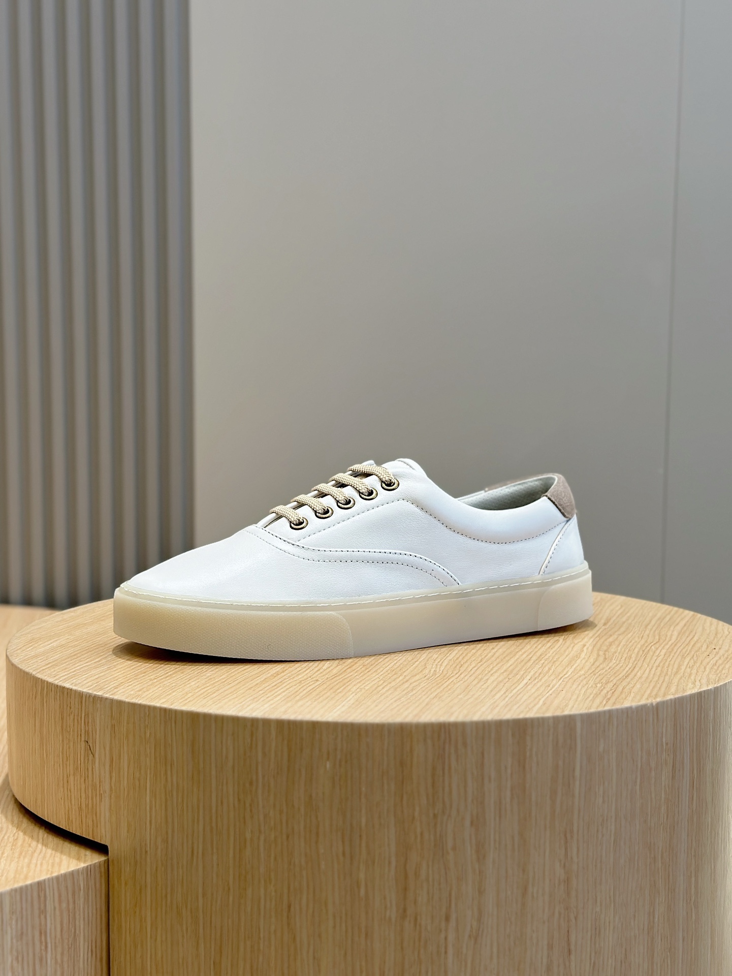 Brunello Cucinelli Nuevos Zapatos Deportivos para Hombre Este zapato deportivo plano está hecho de c