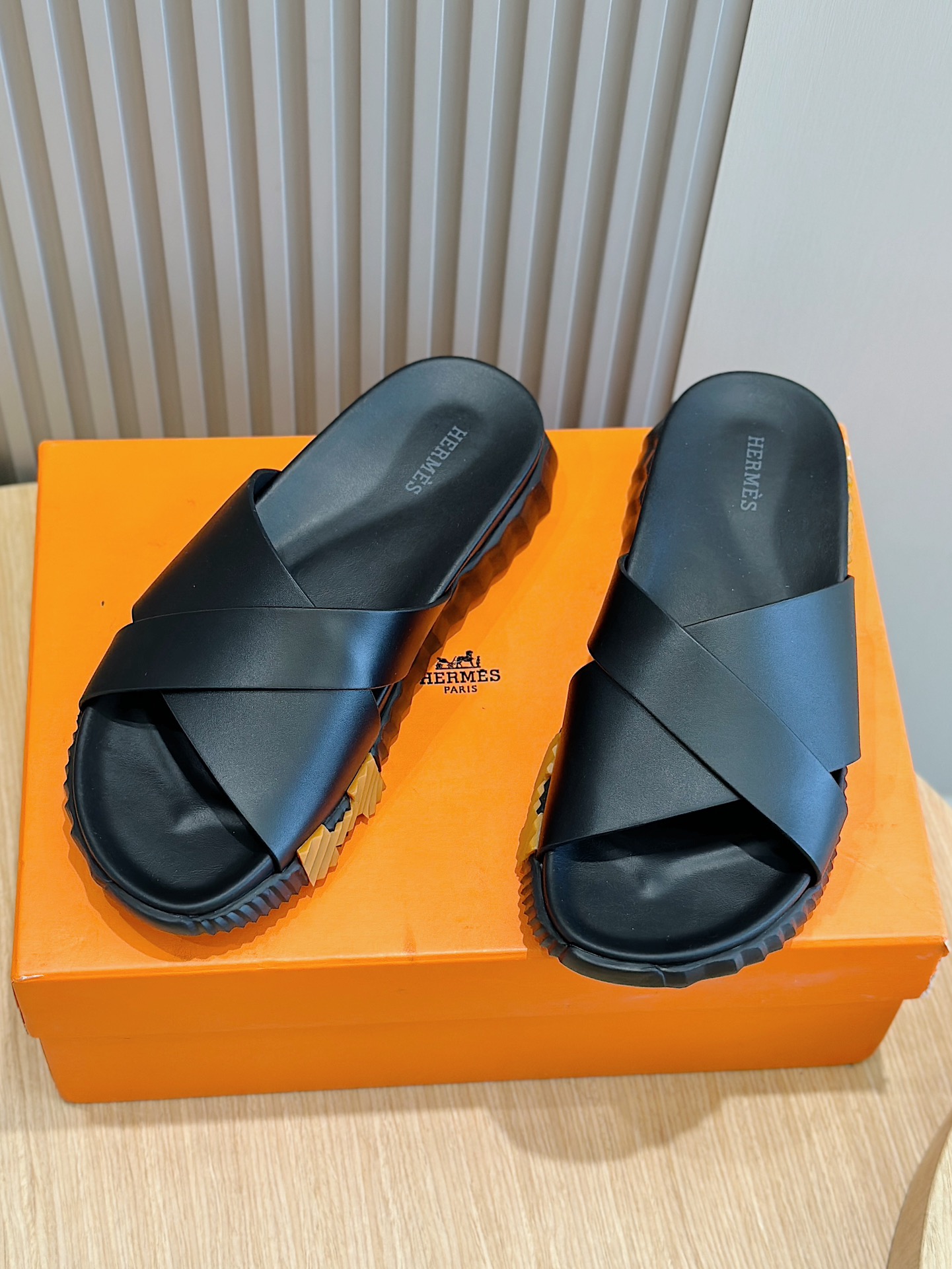 Hermes Shoes Sandals Slippers Men Calfskin Cowhide