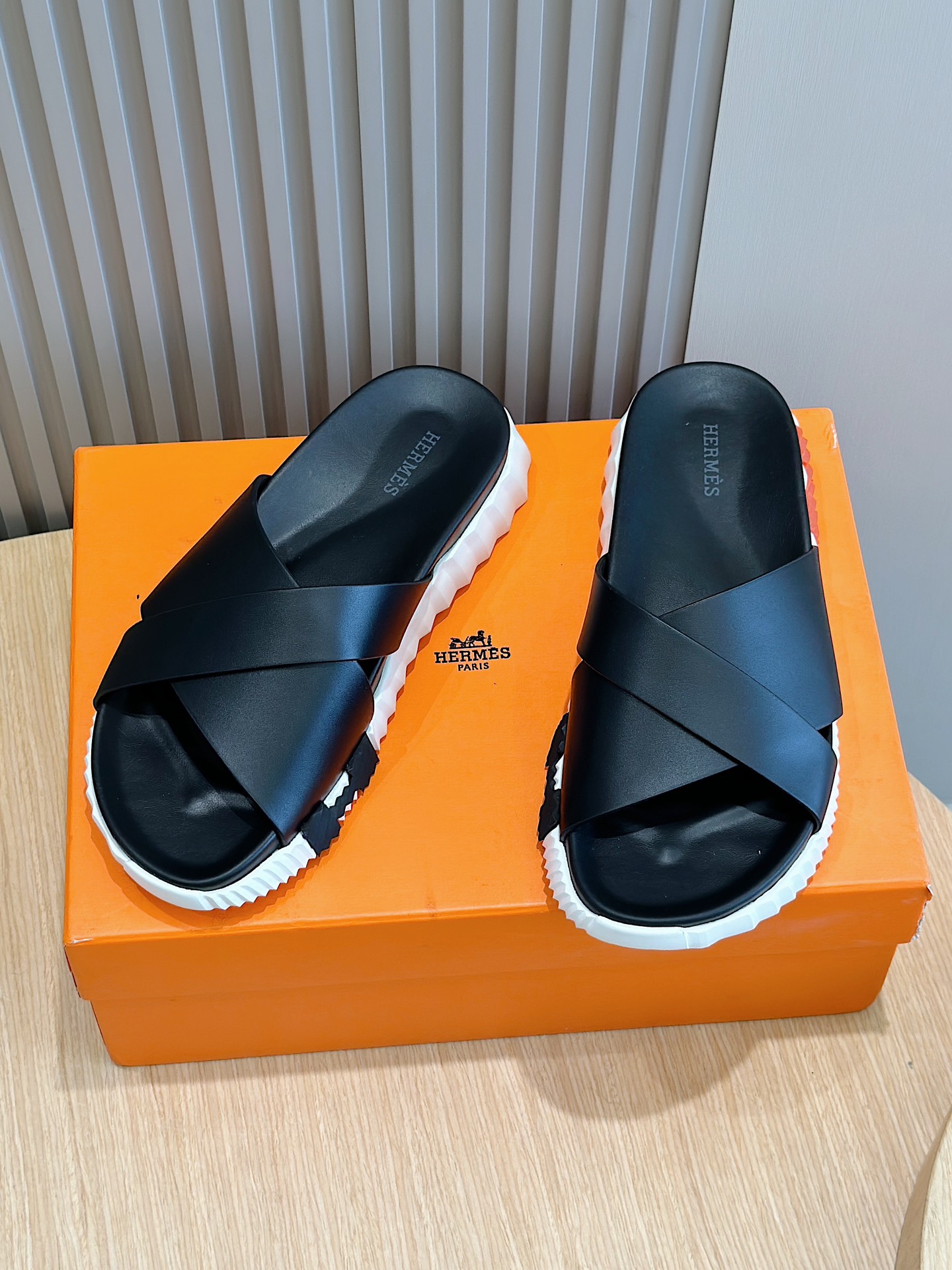 Hermes Fake
 Shoes Sandals Slippers Men Calfskin Cowhide