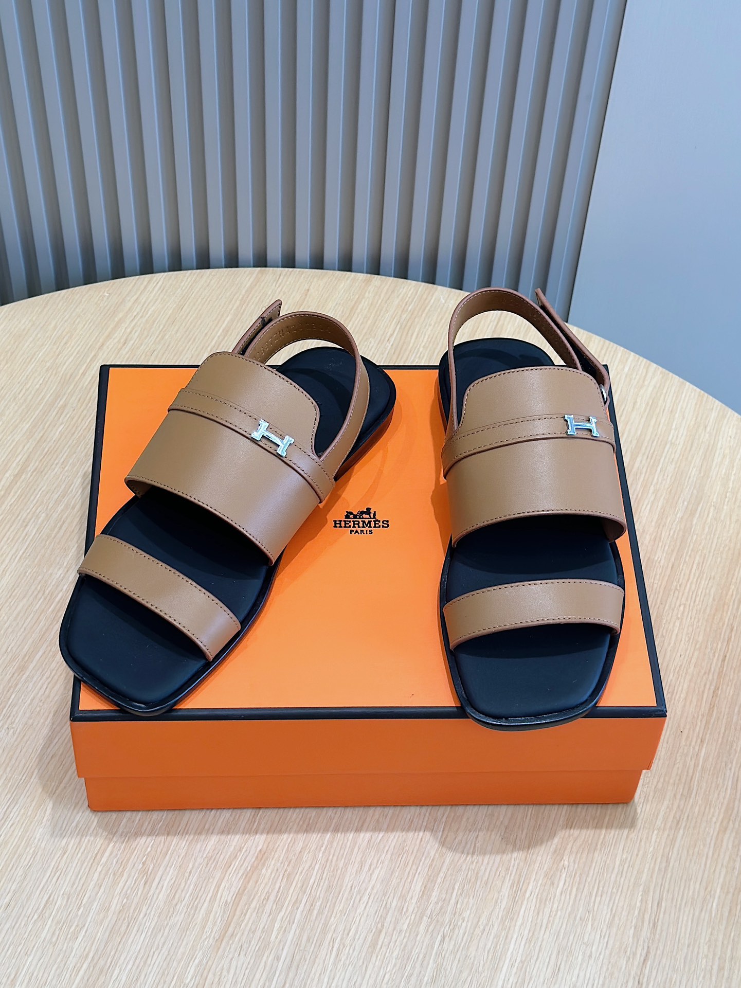 Hermes Zapatos Sandalias Hombres Piel de vaca Cuero Dermis Casual