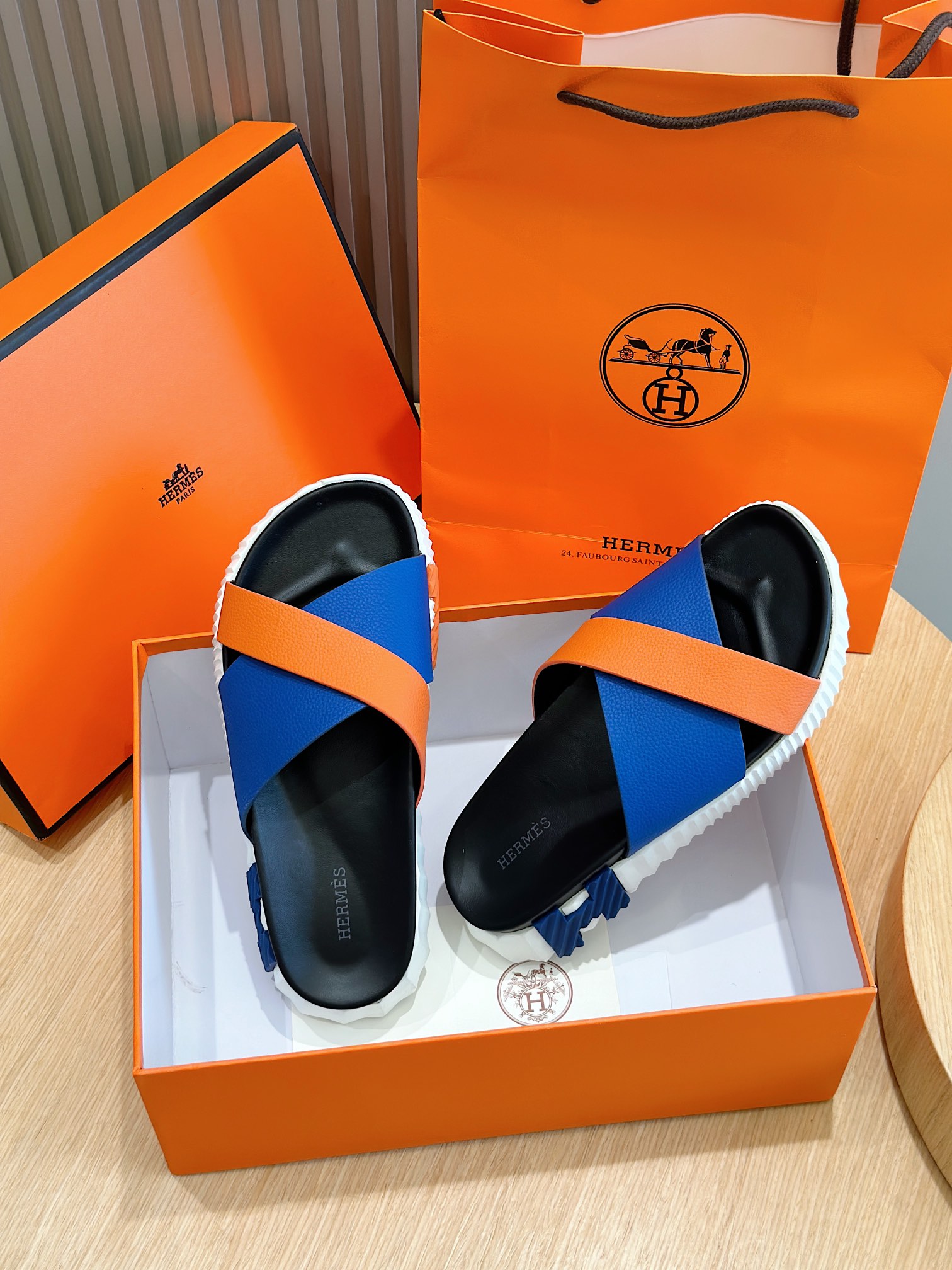 Hermes Men's Leather Sandals - Original Replica, Comfortable & Lightweight 9 i1722255478 2558 3
