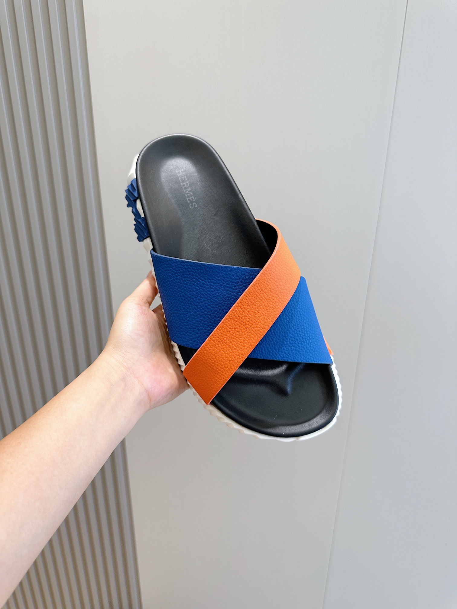 Hermes Men's Leather Sandals - Original Replica, Comfortable & Lightweight 5 i1722255478 732 4