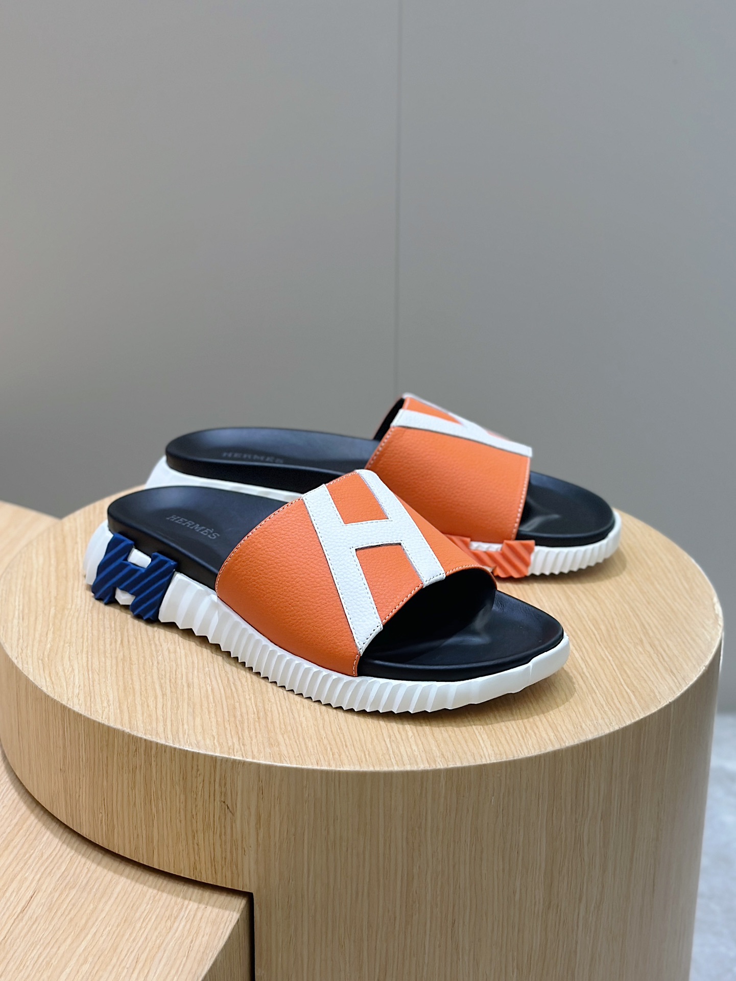 Hermes Men's Sandal Slides - Orange Leather with Signature 'H' Design 4 i1722255835 7765 2