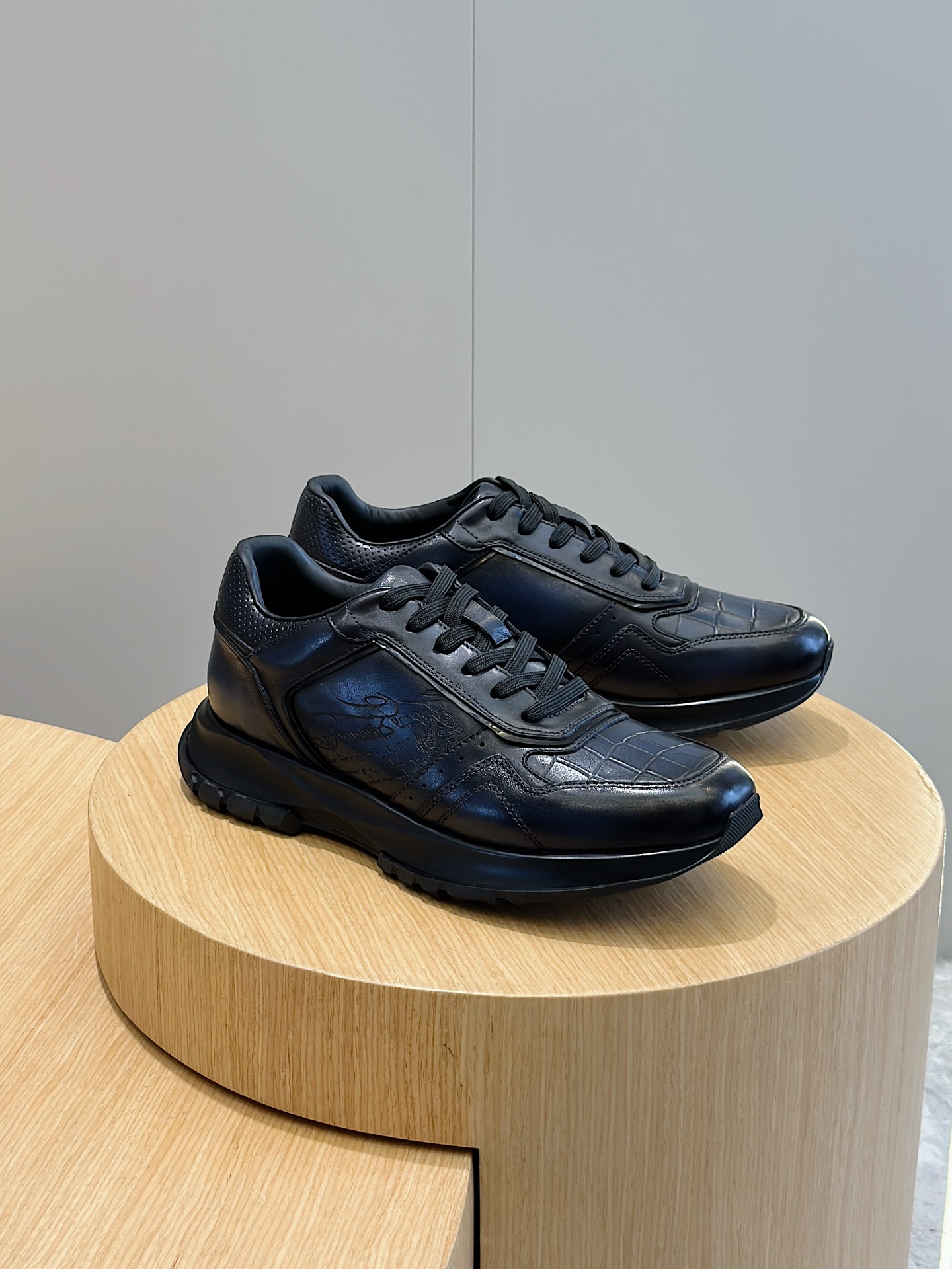 伯尔鲁帝 Berluti 高级成衣风衣外套及大衣服饰 #63A842F8 3