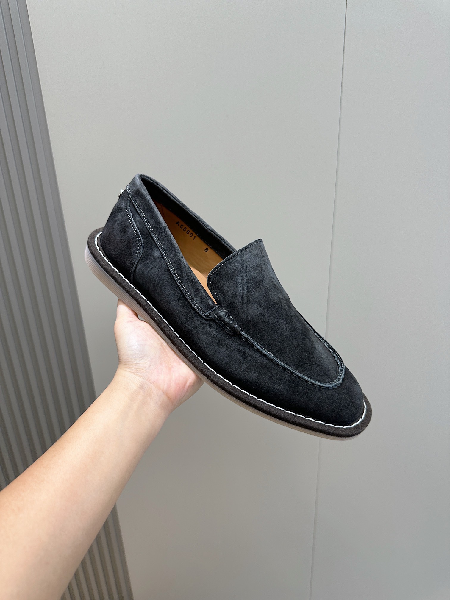 Precio de fábrica 410Dolce&Gabban zapatos mocasín de anteNuevos zapatos mocasín de ante suave serie 
