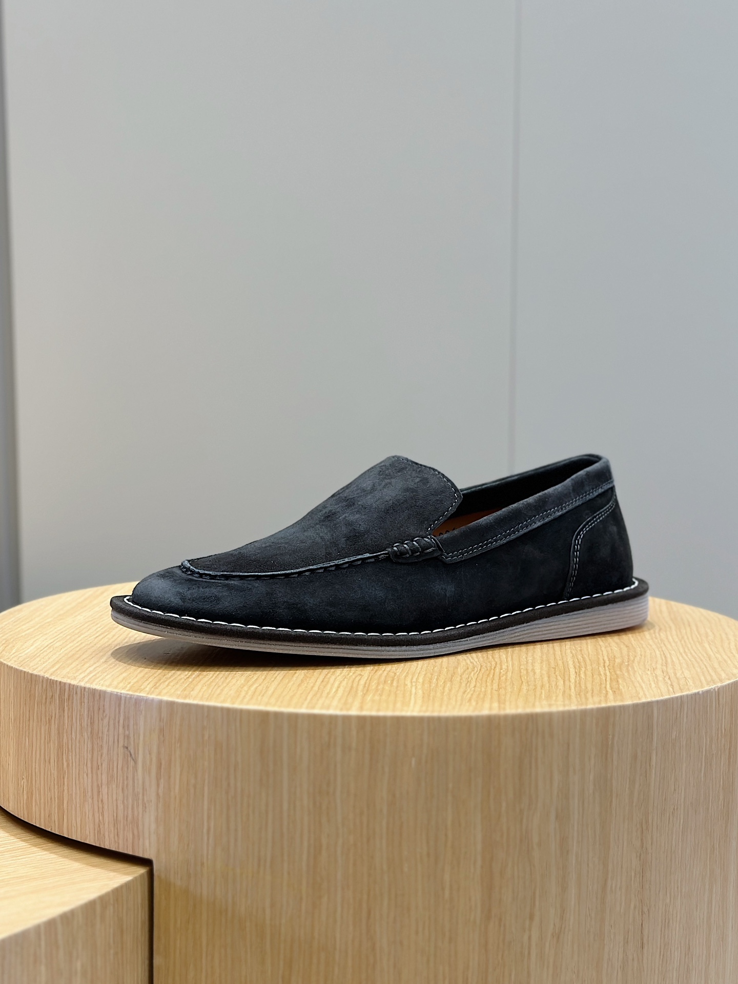 Precio de fábrica 410Dolce&Gabban zapatos mocasín de anteNuevos zapatos mocasín de ante suave serie 