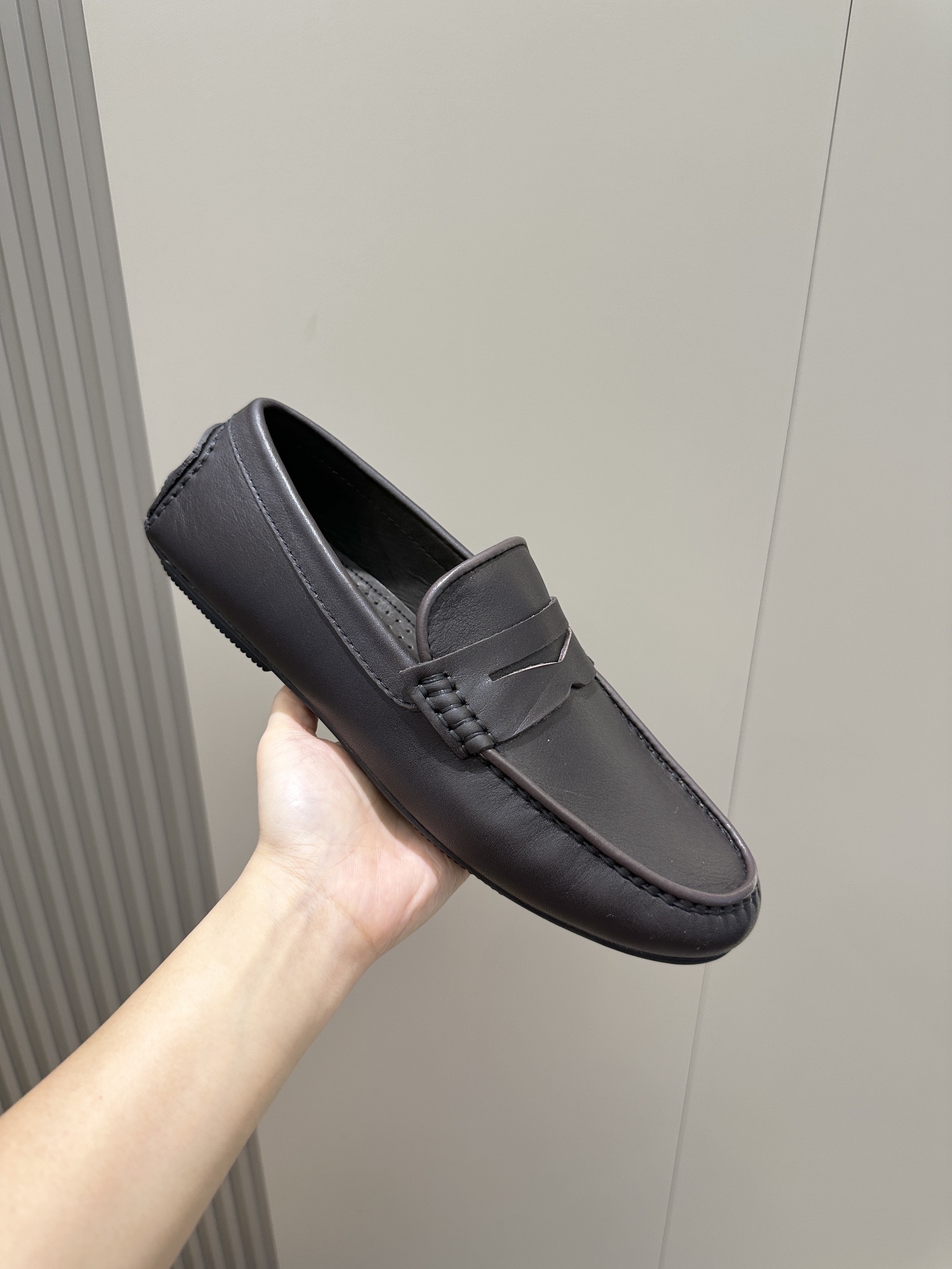 Bottega Veneta Men's Leather Loafers,Classic Driving Shoes,Brown 6 i1743951596 1515 7