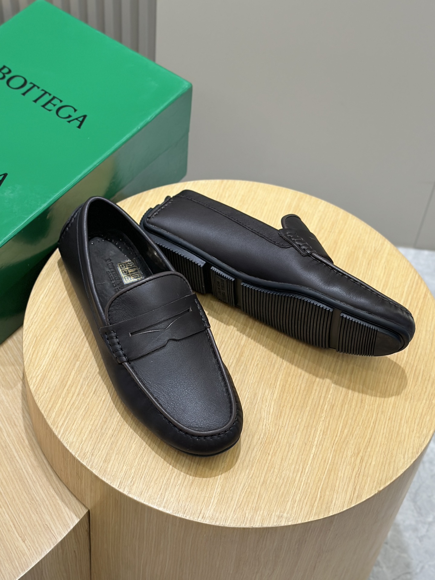 Bottega Veneta Men's Leather Loafers,Classic Driving Shoes,Brown 8 i1743951596 7352 3