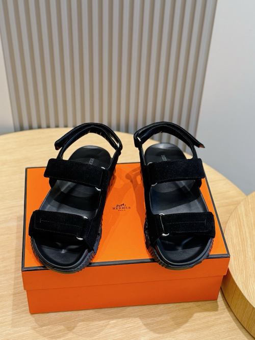Hermès Electric Men's Sandals - Original Design, Comfortable & Lightweight 1 Hermès Electric Men's Sandals - Original Design, Comfortable & Lightweight