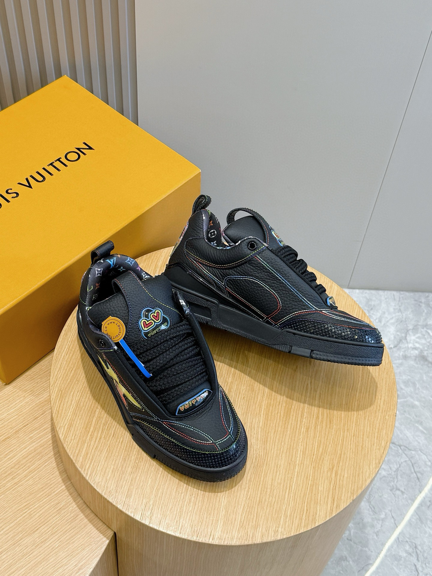 Skate Leather Sneakers for Men with Monogram Accents - Stylish & Durable 8 i1747037810325 3648 0 6