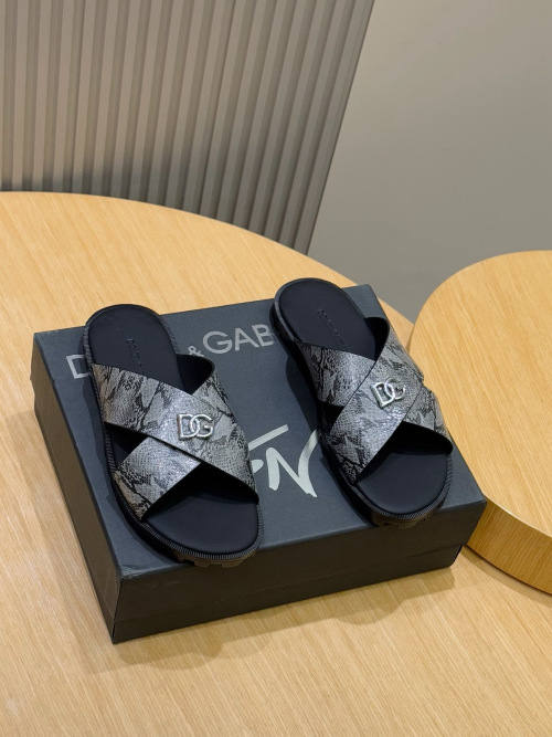 Dolce&Gabbana DG Logo Leather Men's Slides Sandals