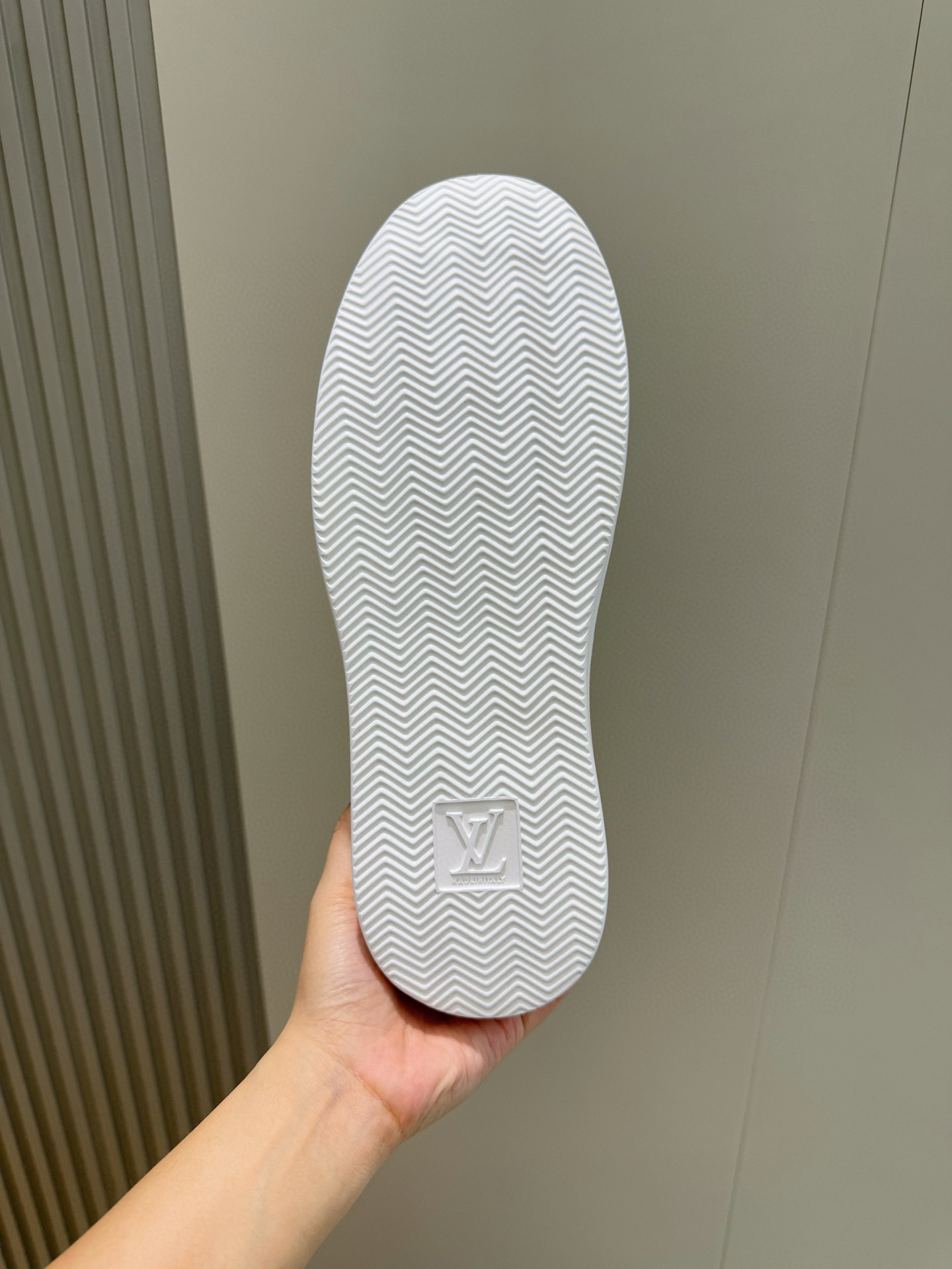 Louis Vuitton Men's BevetyHils Sneaker: Soft Leather, Signature Style, Comfortable Fit 10 i1755778506051 8187 0 8