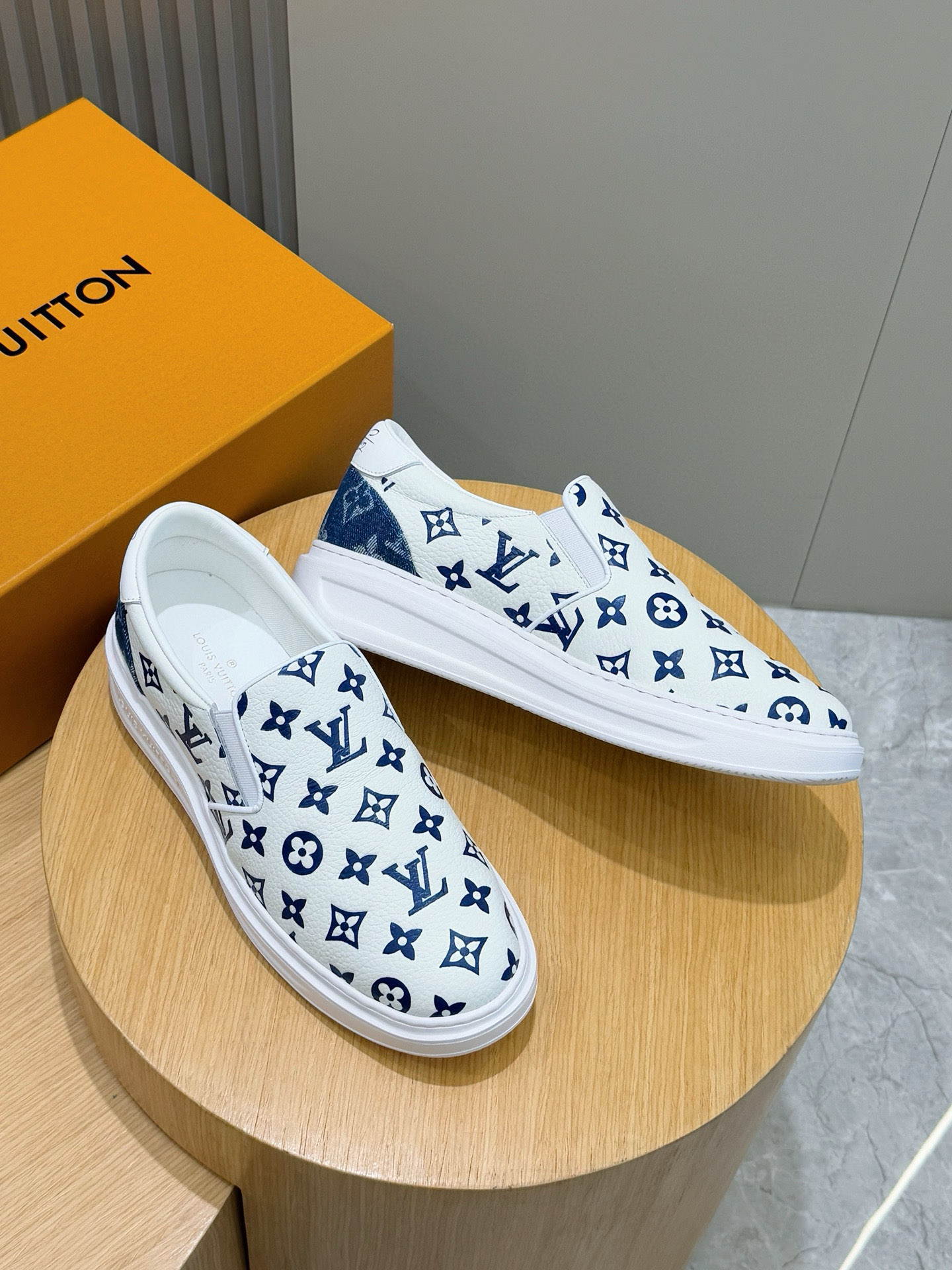 Louis Vuitton BevetyHils Men's Sneakers: Premium Leather, Iconic Style - Size 39-44 8 i1755778522276 3962 0 6