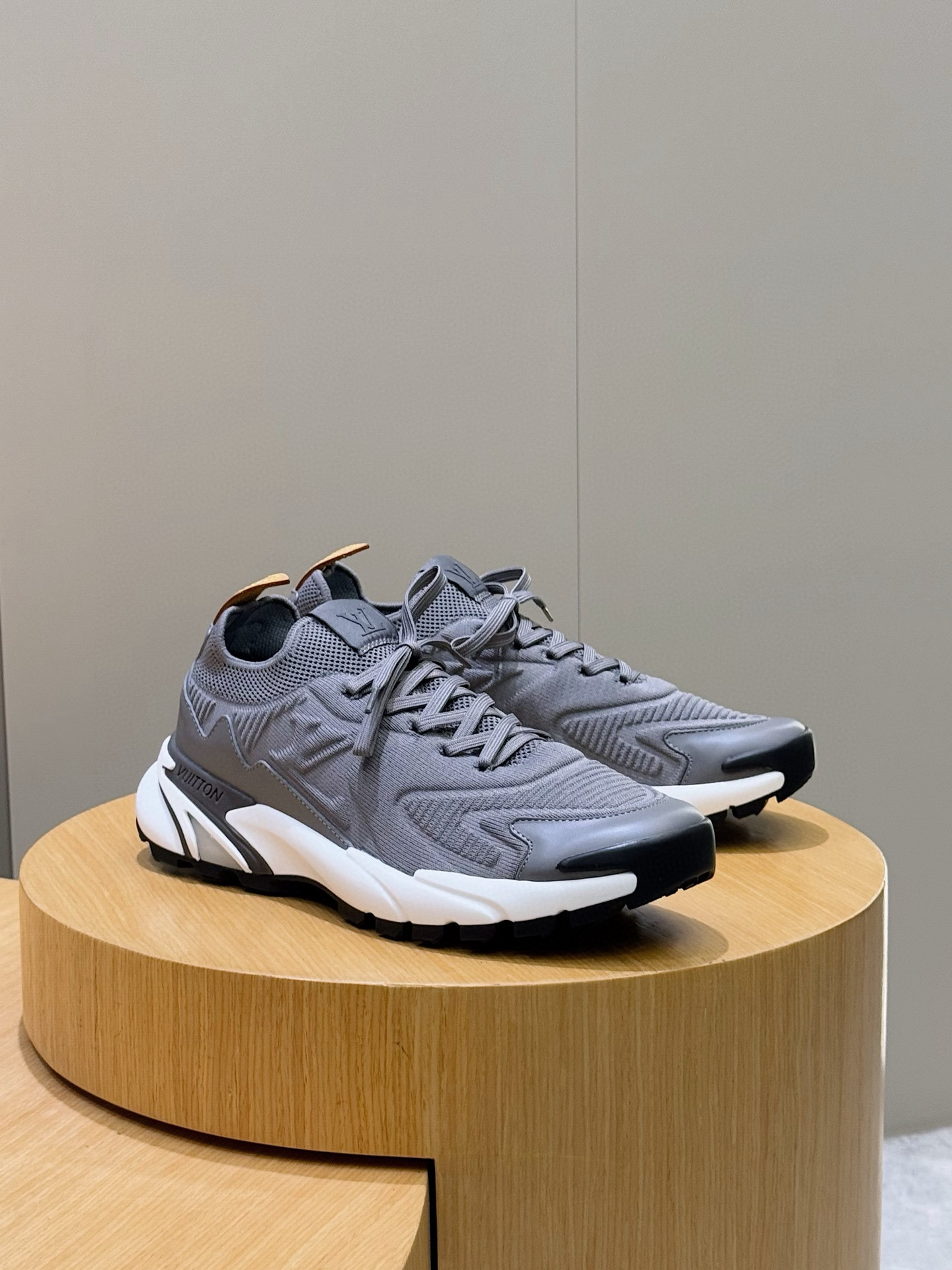 Men's VNR Knit Sneakers with Brand Logo, Rubber Sole - Sizes 39-44 5 i1756049048491 5264 0 3