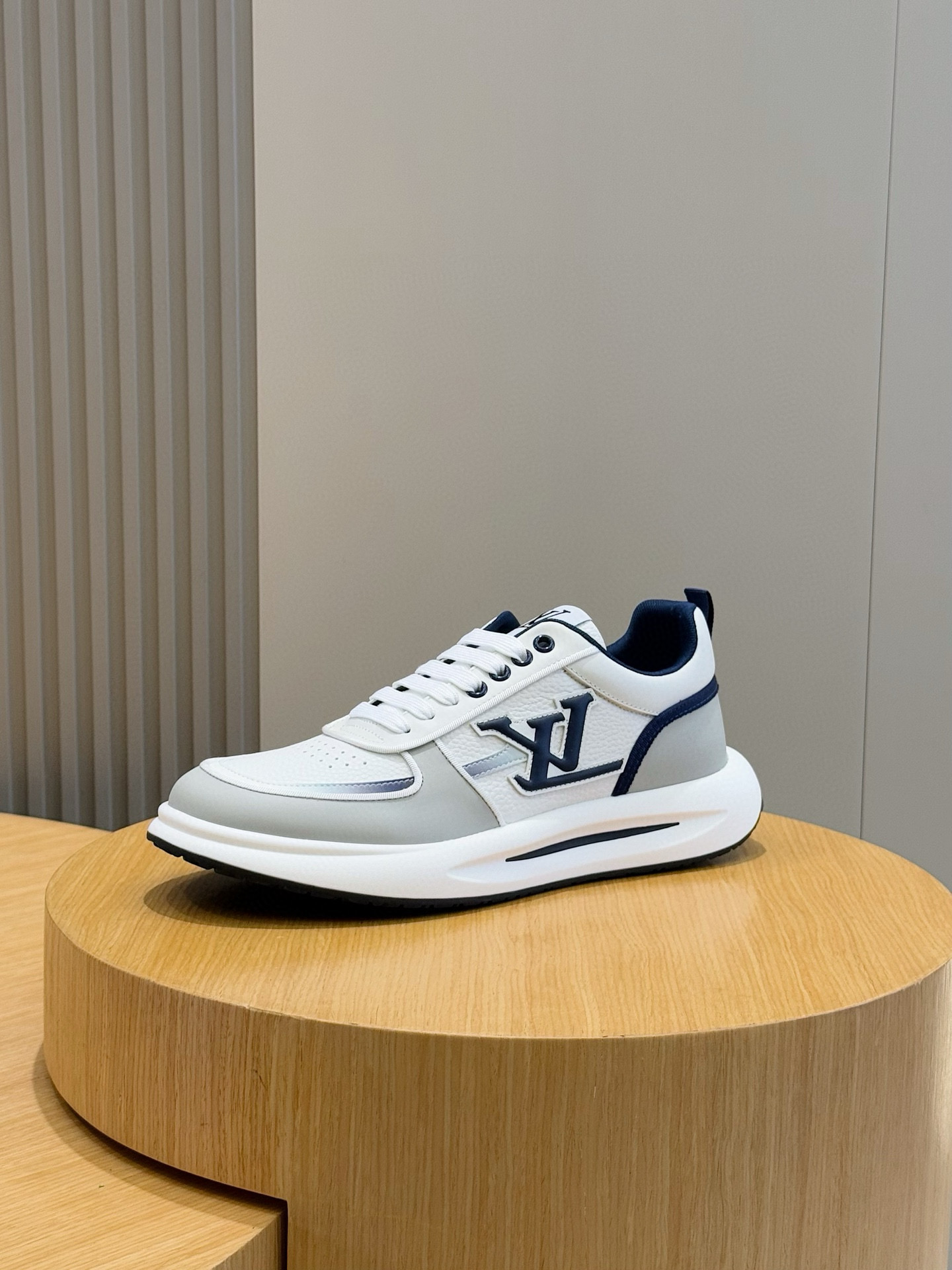 Louis Vuitton Men's Leather Sneakers with Embossed Logo - Stylish & Comfortable 3 i1756050621629 1800 0 1