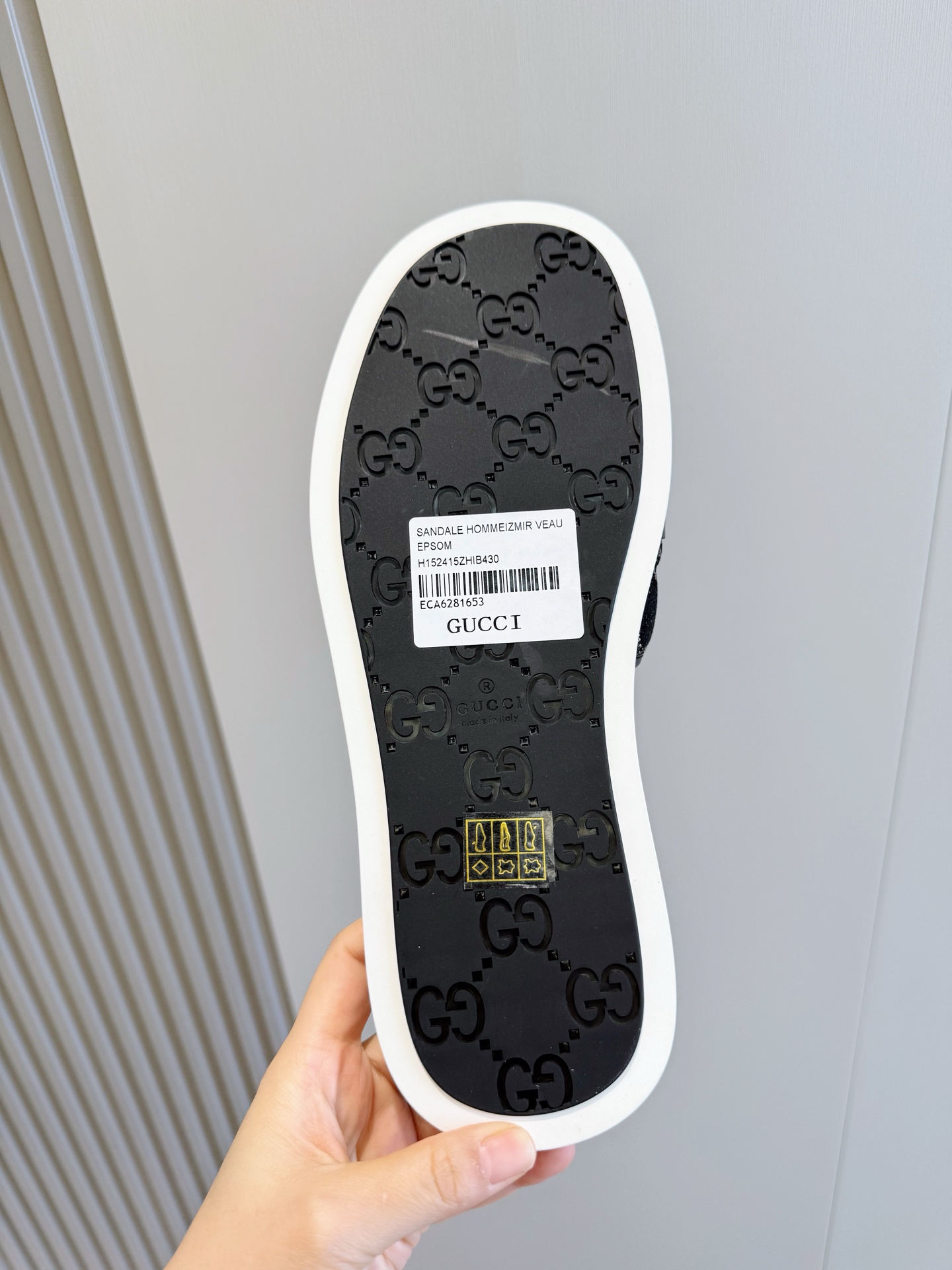 Gucci Style Black Leather Men's Shoes style reference detail image 6 from source 781417