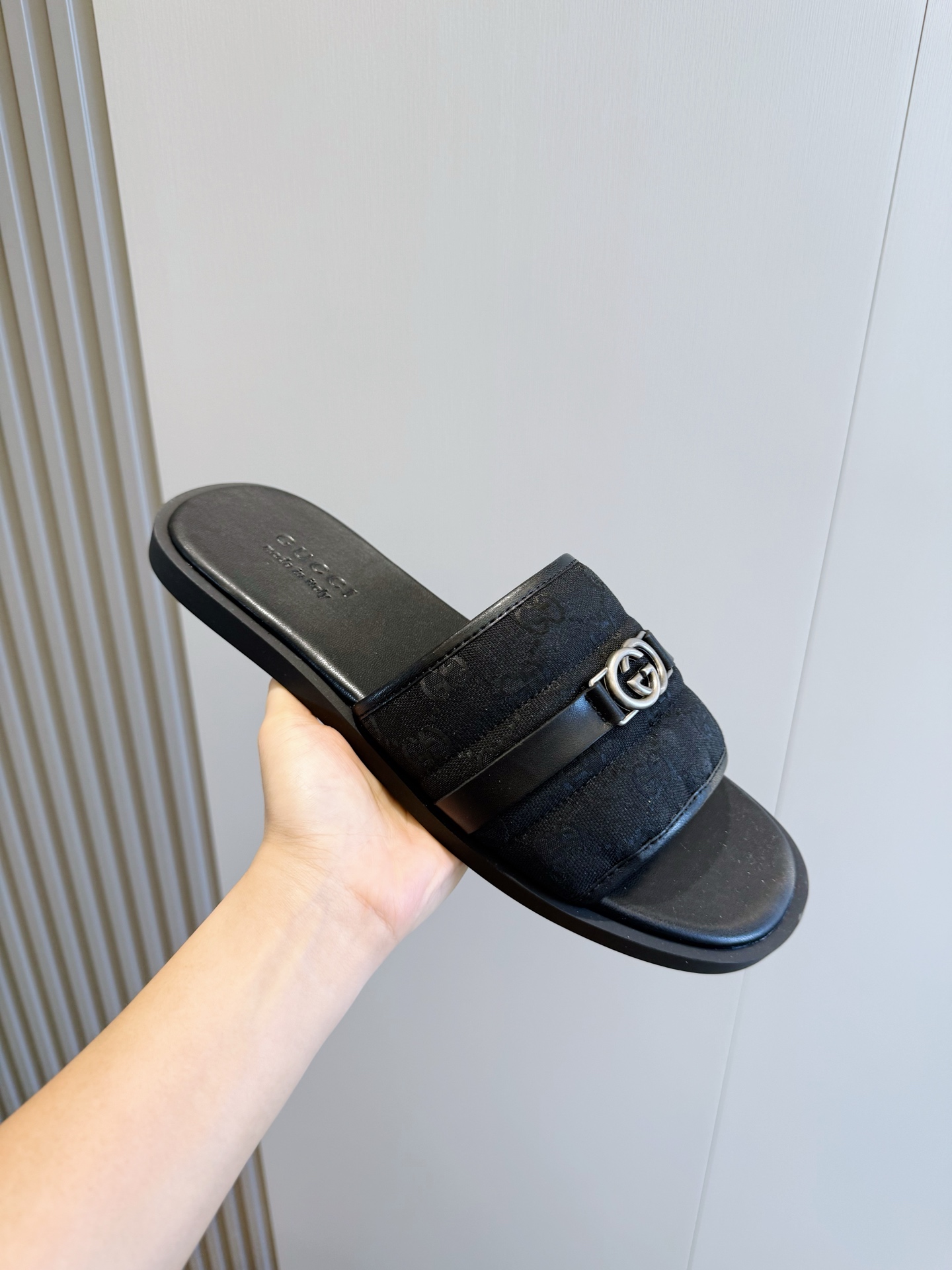 Gucci Style Black Leather Men's Shoes style reference detail image 5 from source 781421
