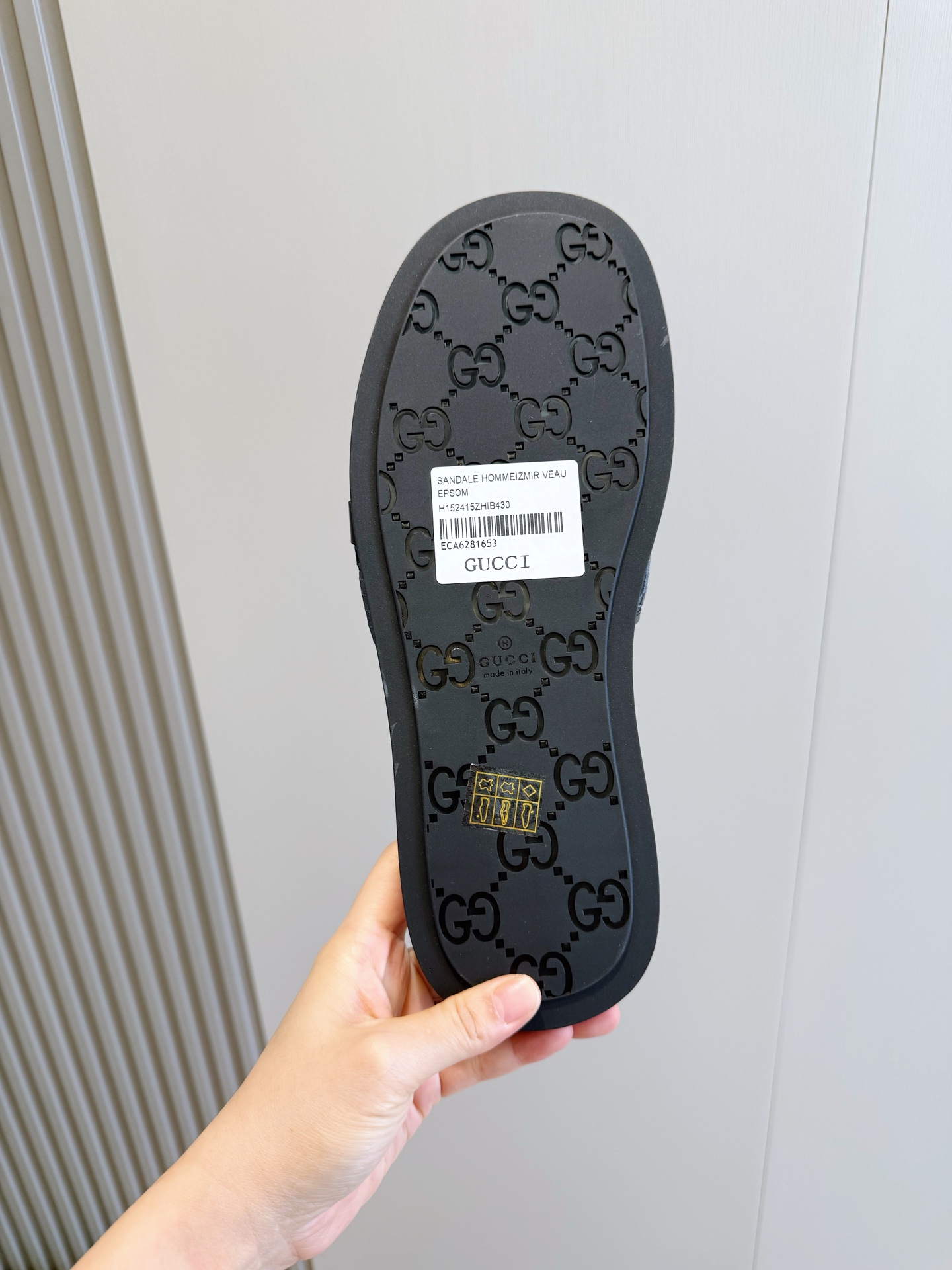 Gucci Style Black Leather Men's Shoes style reference detail image 6 from source 781423